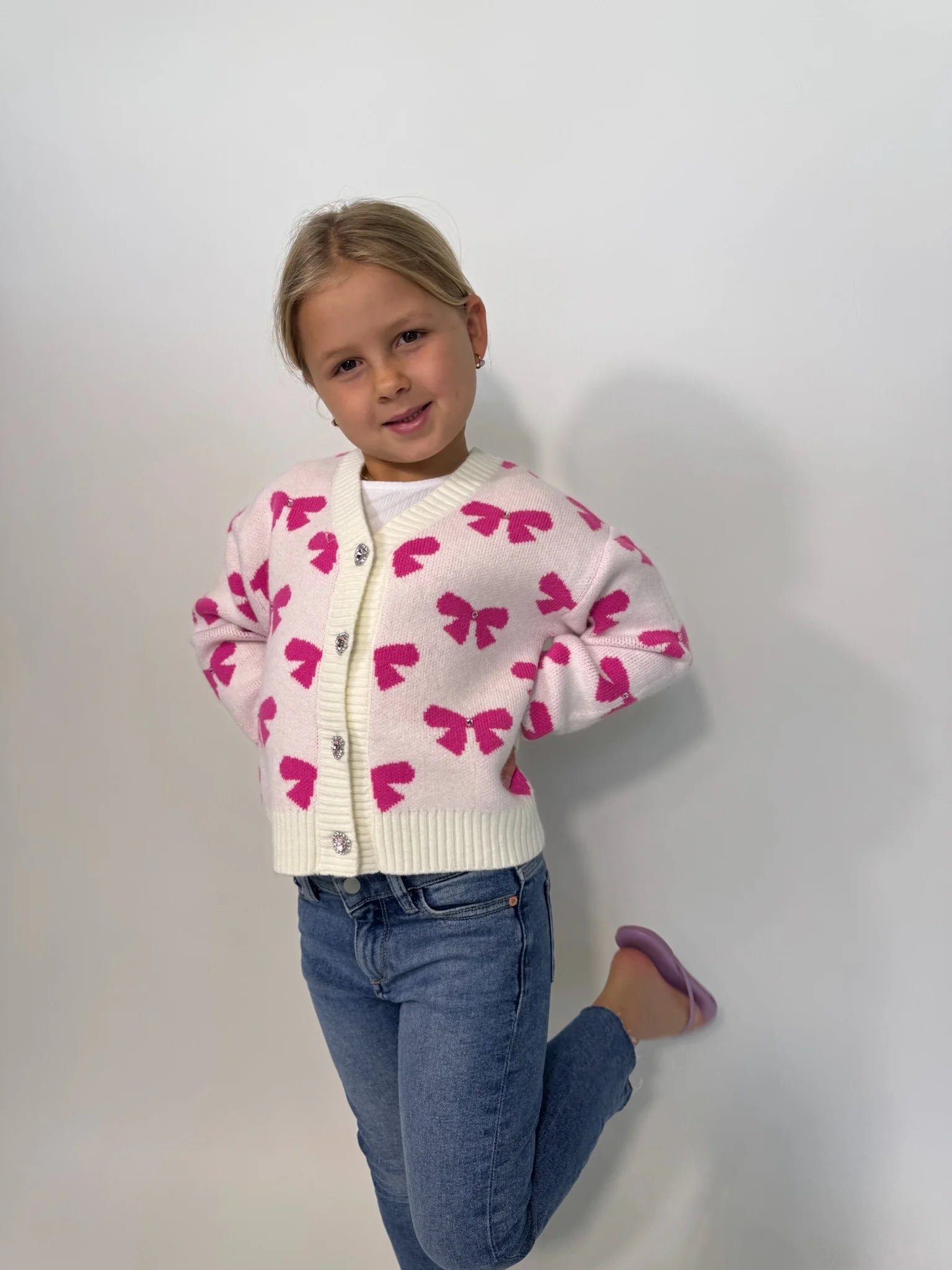 Mini Dreamer | Maya Bow Cardigan | Model | Vagabond | Apparel | Boutique