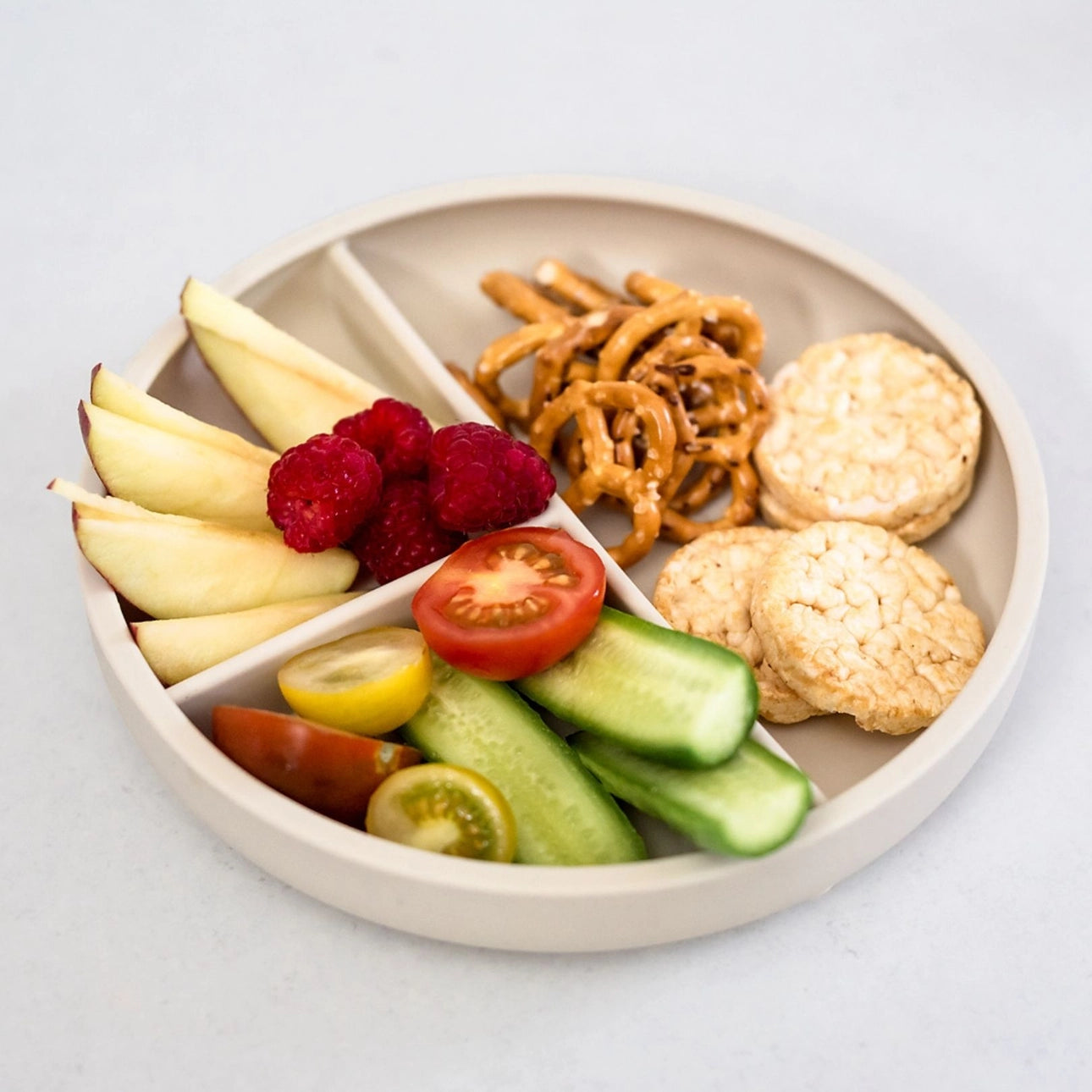 OB | Suction Divider Plate And Spoon Set | Vagabond | Apparel | Boutique