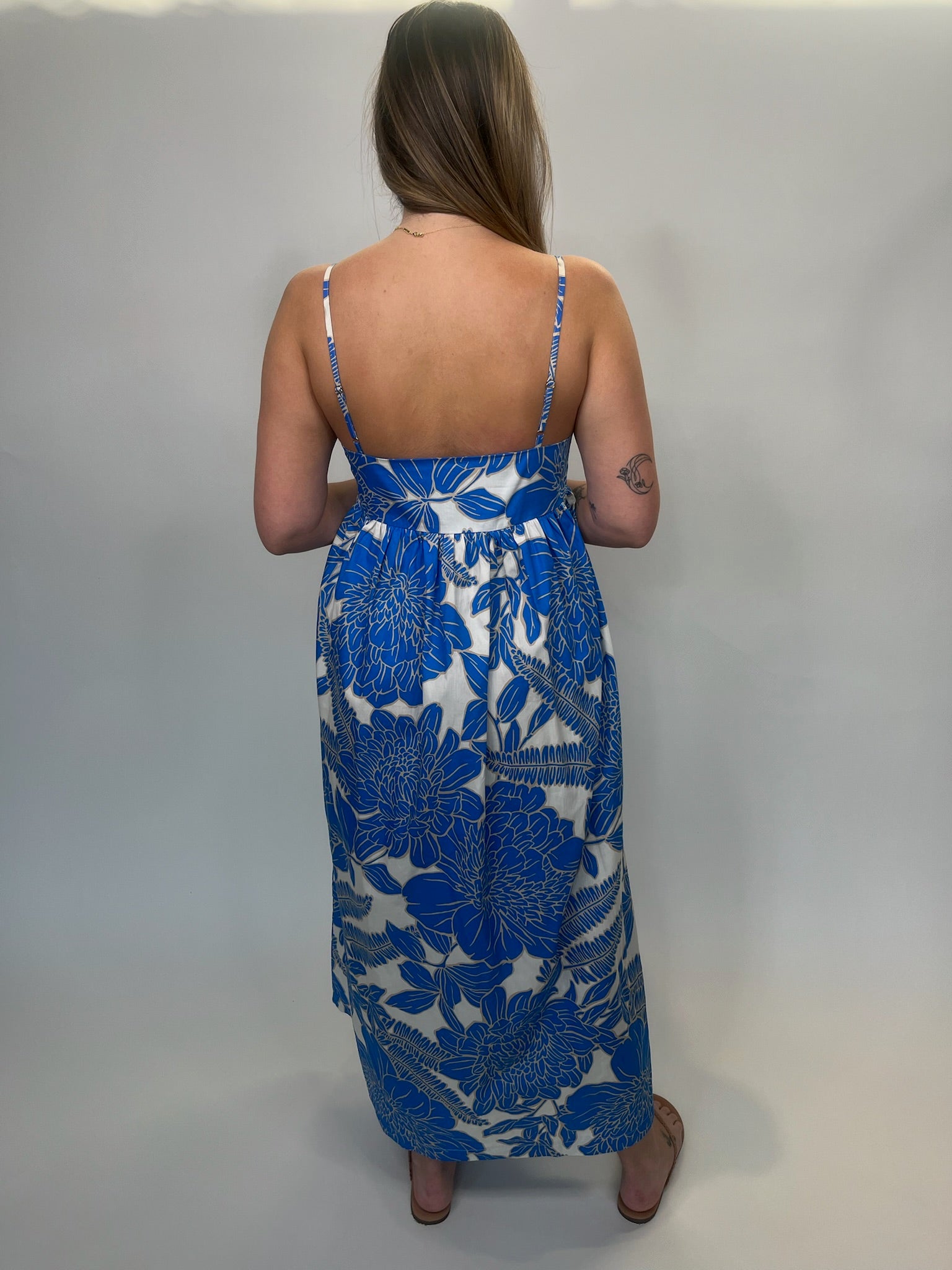Olivaceous Dress White Blue | Vagabond Apparel Boutique