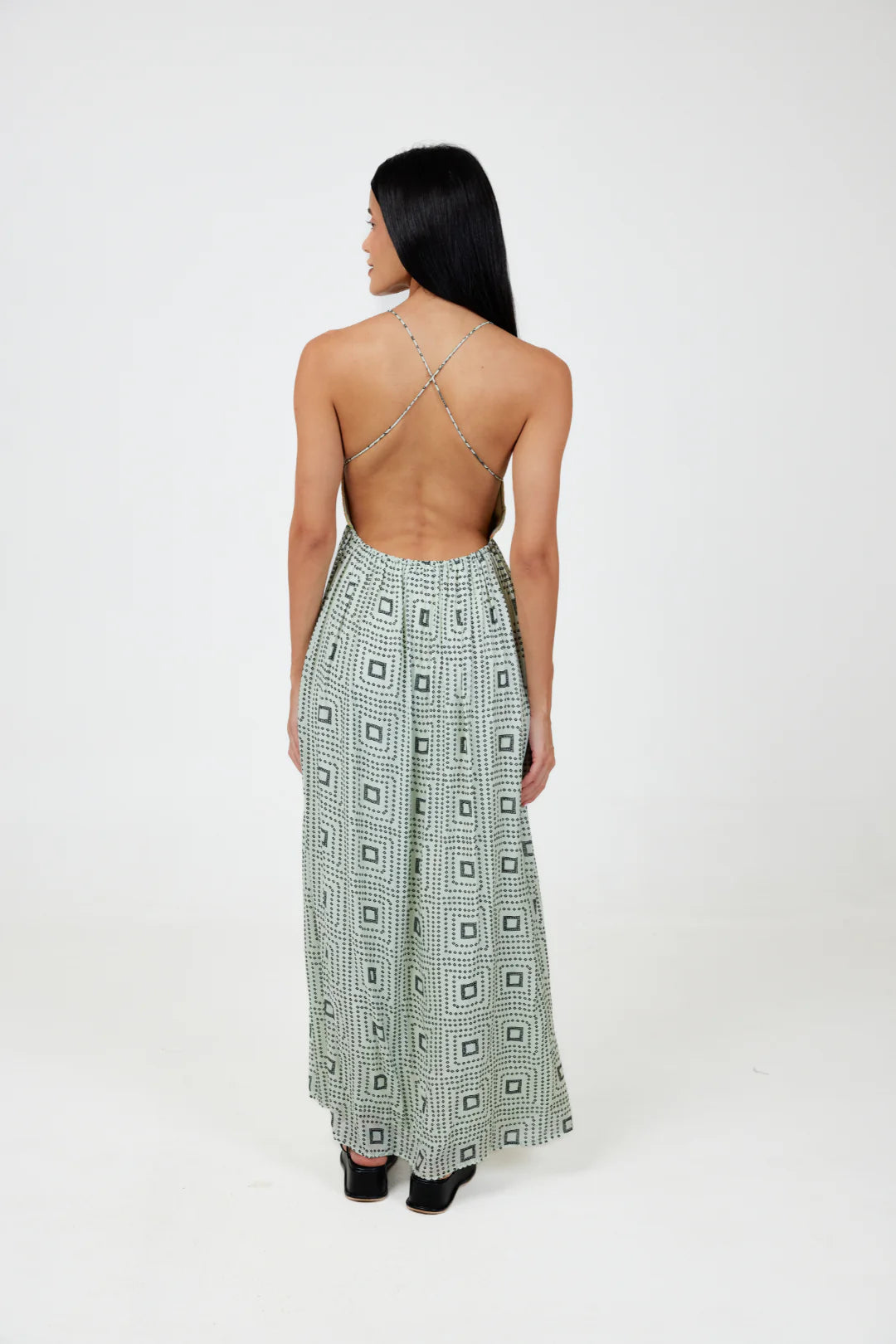 Ollari | Lucia | Maxi | Back | Dress | Close | Vagabond | Apparel | Boutique