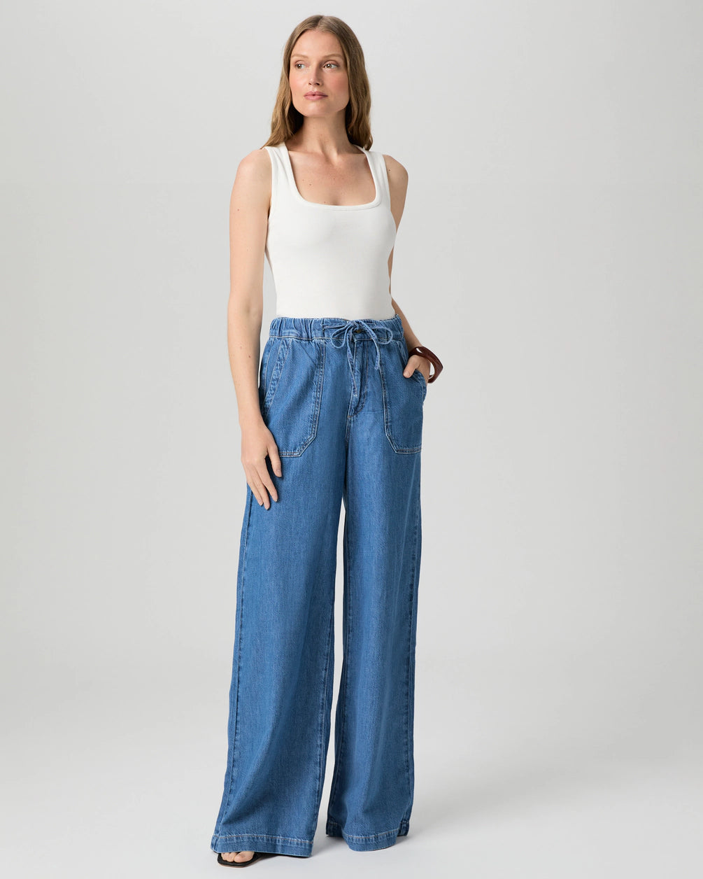 Paige | Rumi | Wide Leg Pant | Front | Vagabond | Apparel | Boutique