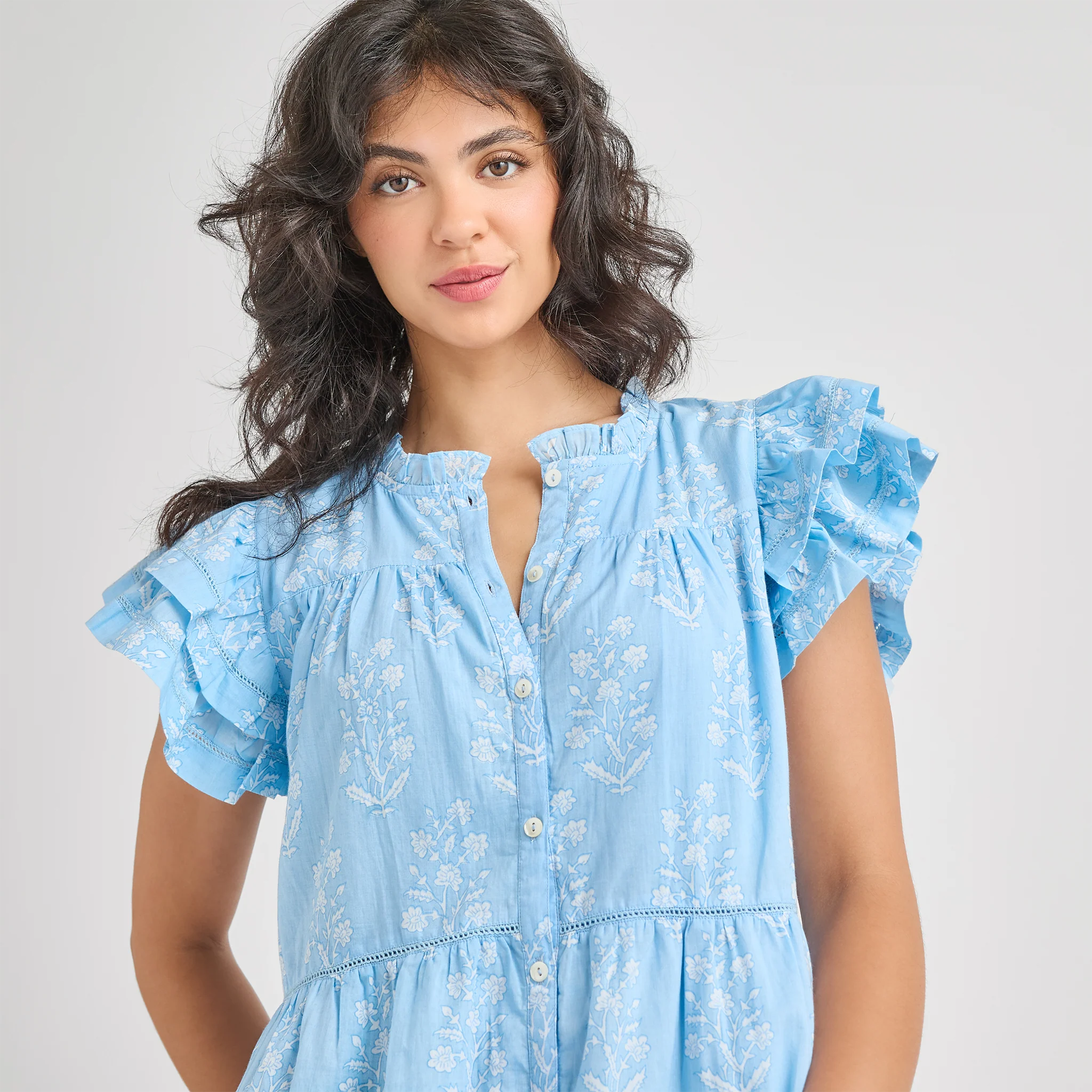 Pink Chicken | Women Kalani Ruffle Dress | Close | Vagabond | Apparel | Boutique