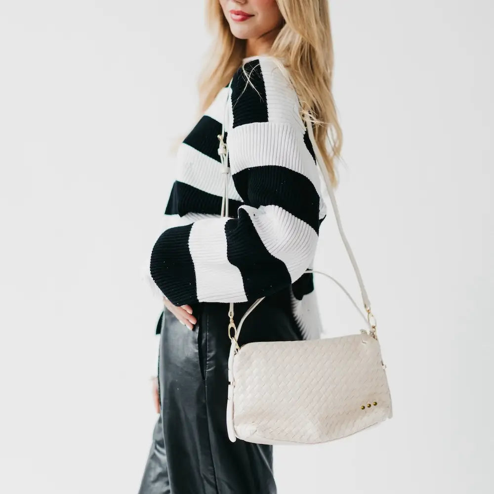 Pretty Simple | Harper Hobo Woven Shoulder Bag | Vagabond | Apparel | Boutique