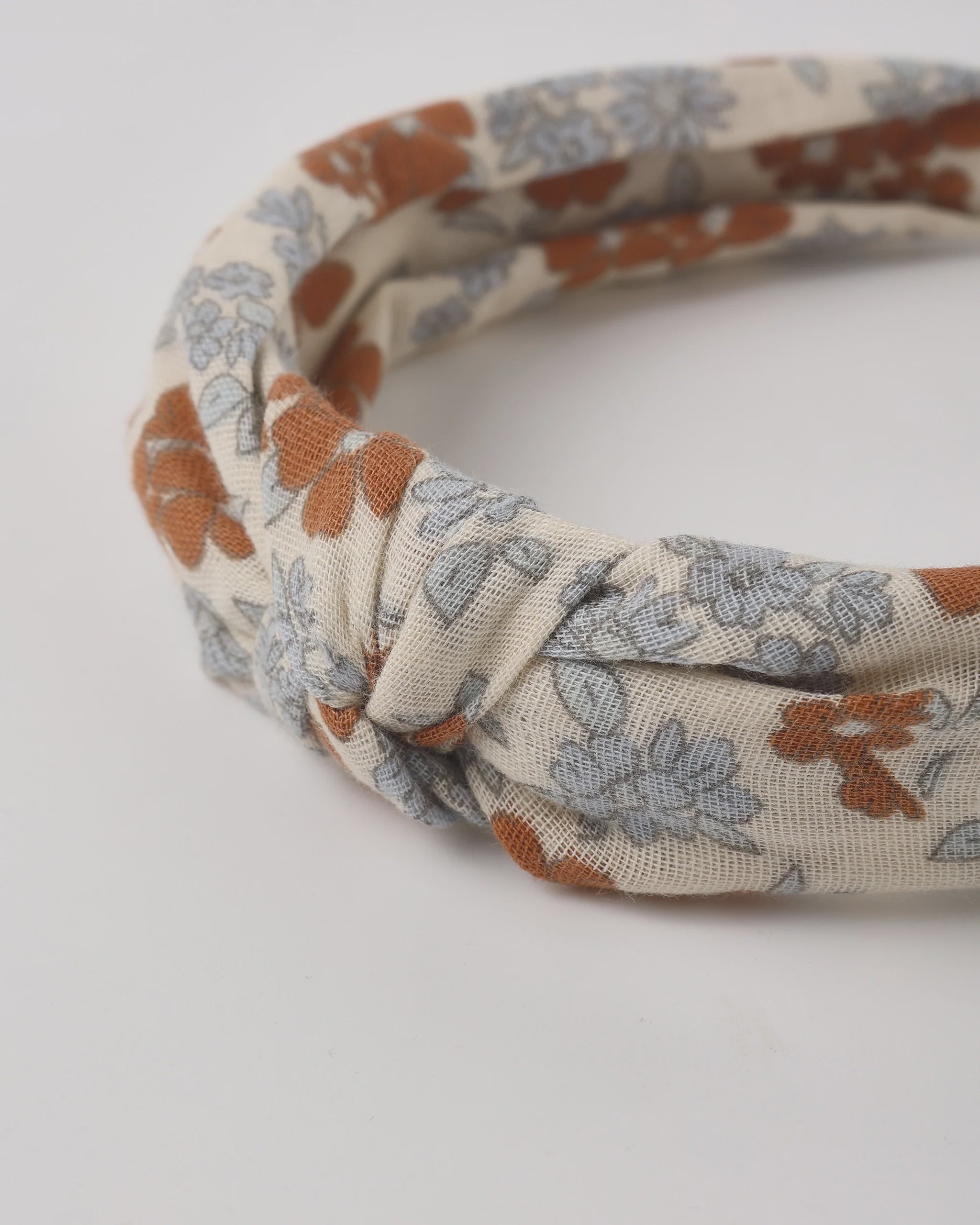 Rylee & Cru | Knotted Headband Americana Floral | Close | Vagabond | Apparel | Boutique