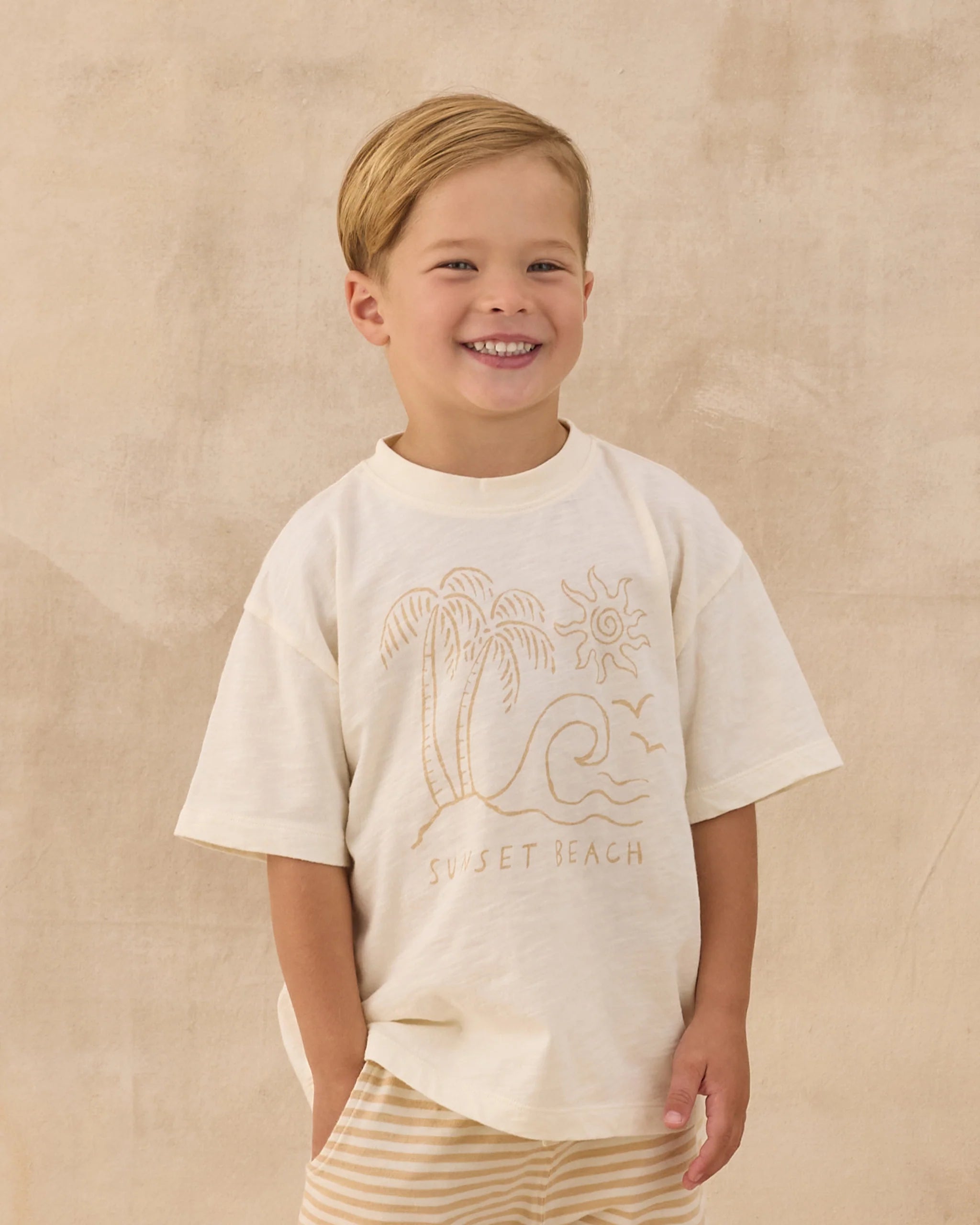 Rylee & Cru | Sunset Relaxed Tee | Model |Vagabond | Apparel | Boutique