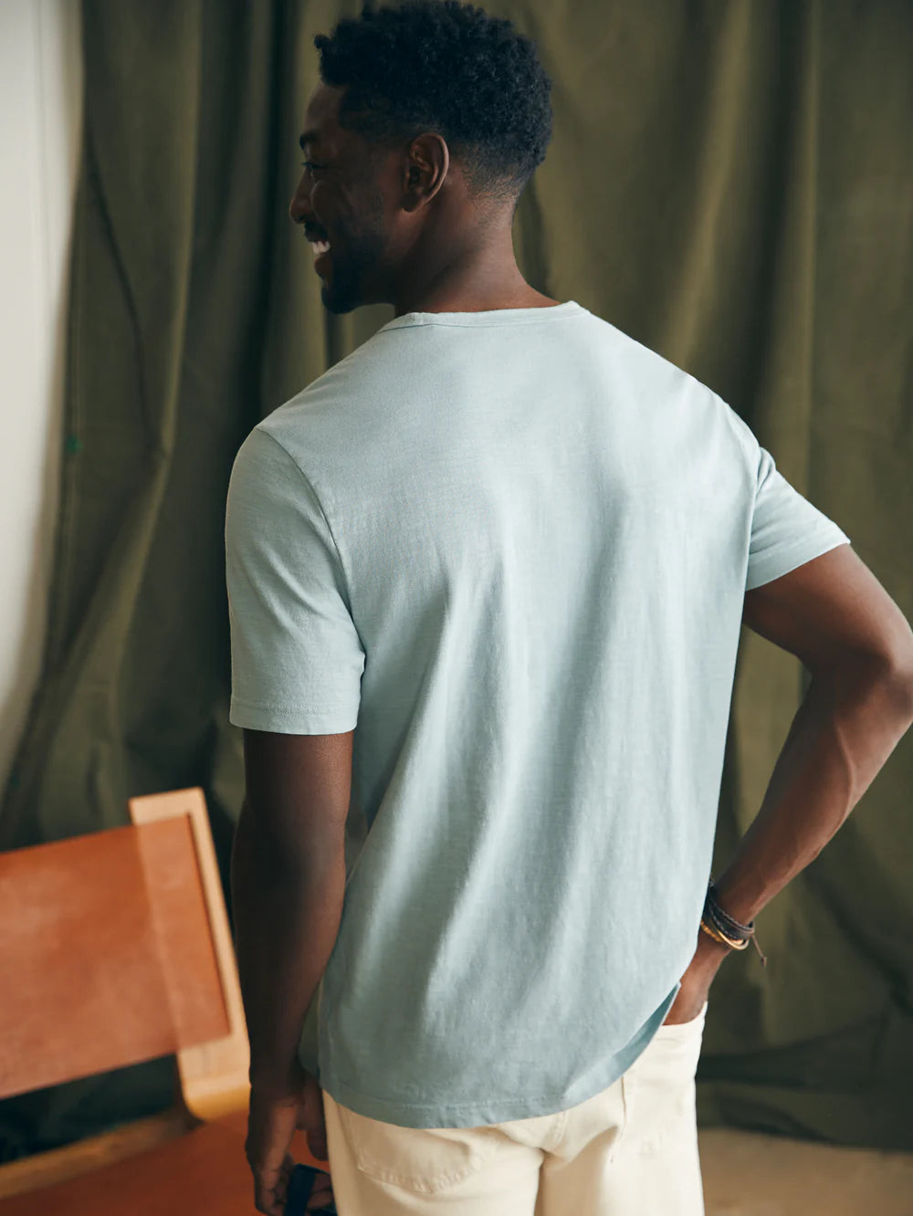 Faherty Mens Sunwashed Tee | Vagabond Apparel Boutique
