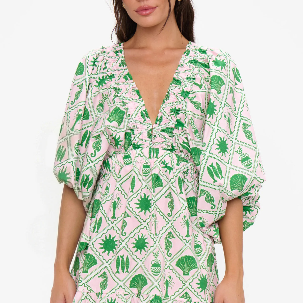 show me your mumu dress Women's Hadley Mini - Green Color:Shaved Chocolate Satin Ruched Flutter Sleeve The Paxton Midi Dress pattern_Fringed