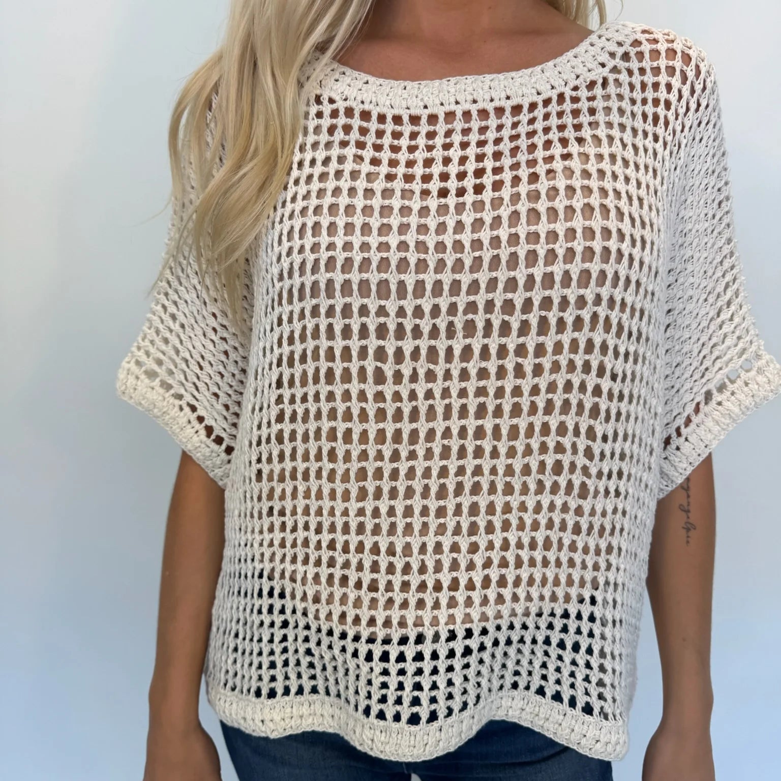 Skemo | Azure Crochet Classic Top | White | Close | Vagabond | Apparel | Boutique