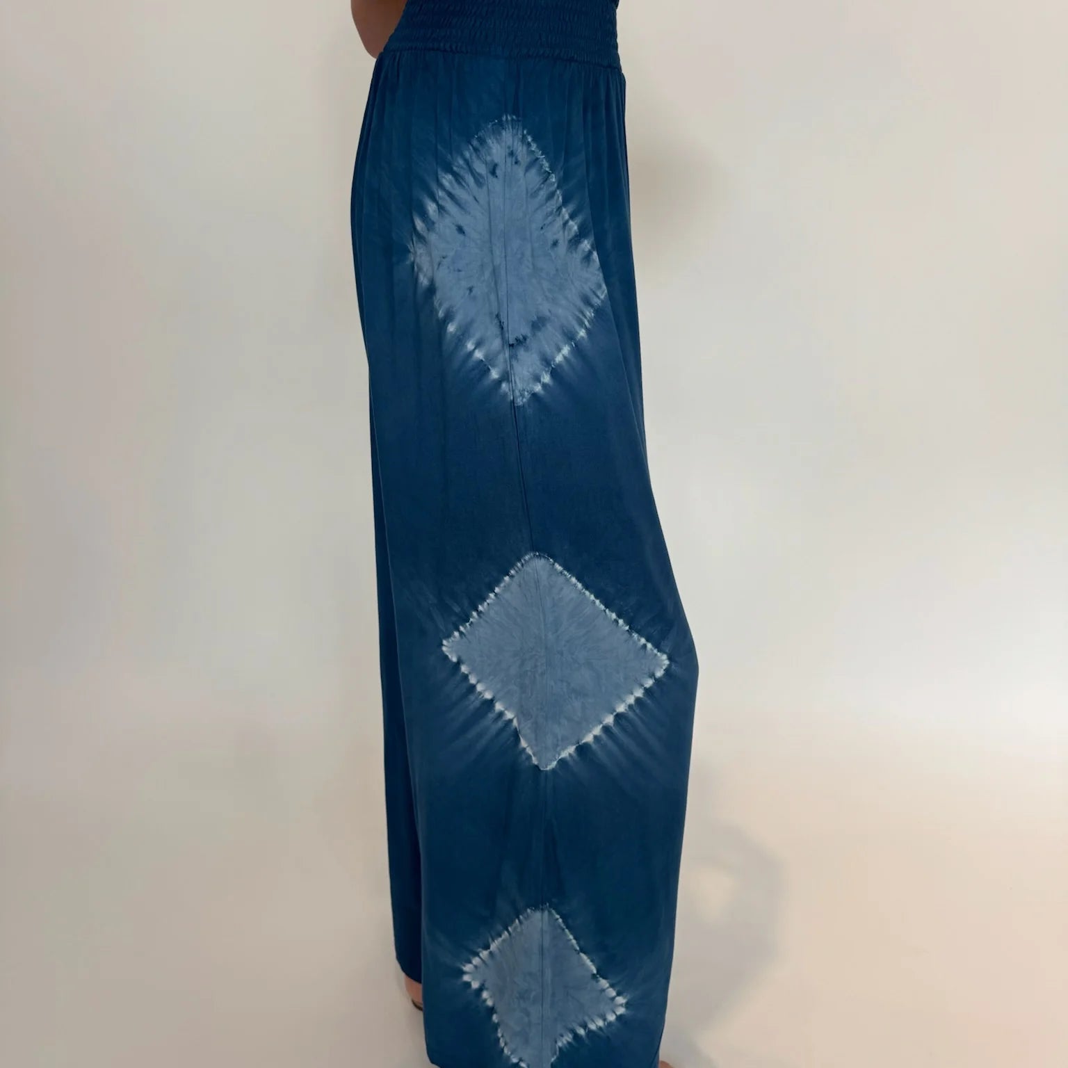 Skemo | Nassau Elastic Waist Pant | Indigo | Side | Vagabond | Apparel | Boutique