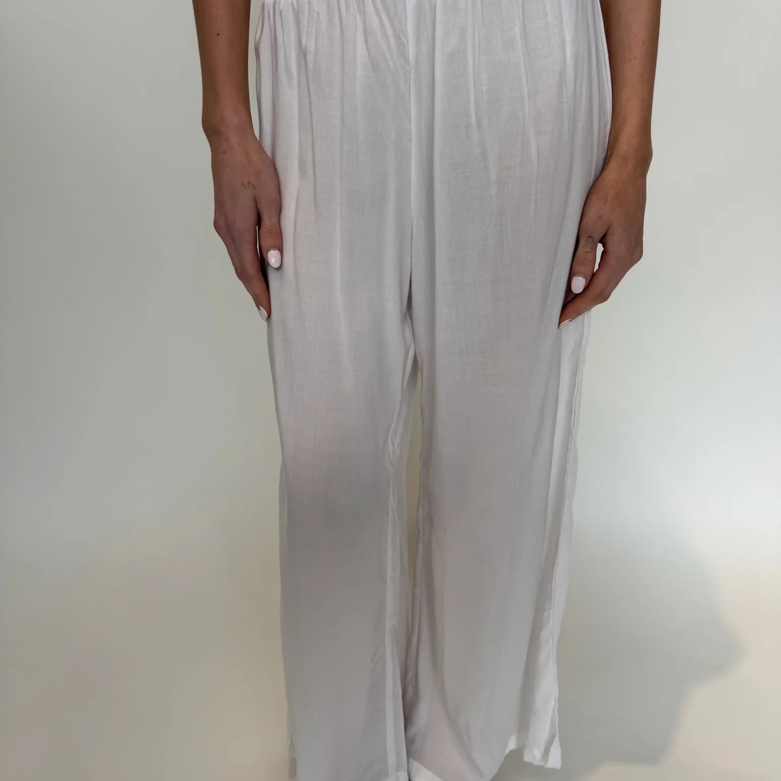 Skemo | Nassau Elastic Waist Pant | White | Vagabond | Apparel | Boutique