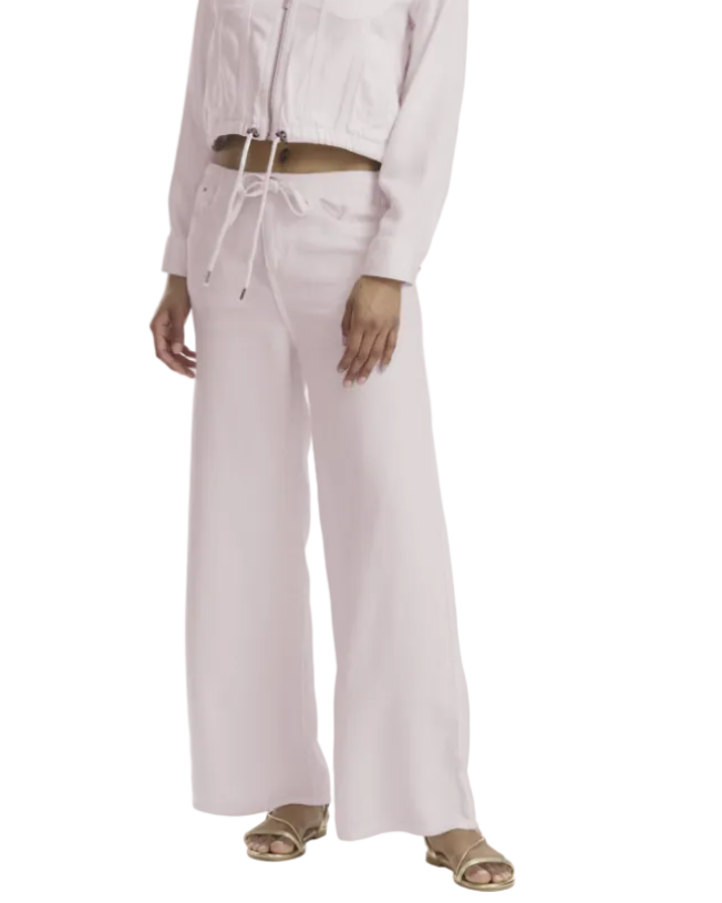 Splendid | Lounge Denim Crop Pant | Vagabond | Apparel | Boutique