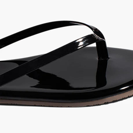 Tkees | Foundations Gloss | Licorice | Close | Vagabond | Apparel | Boutique