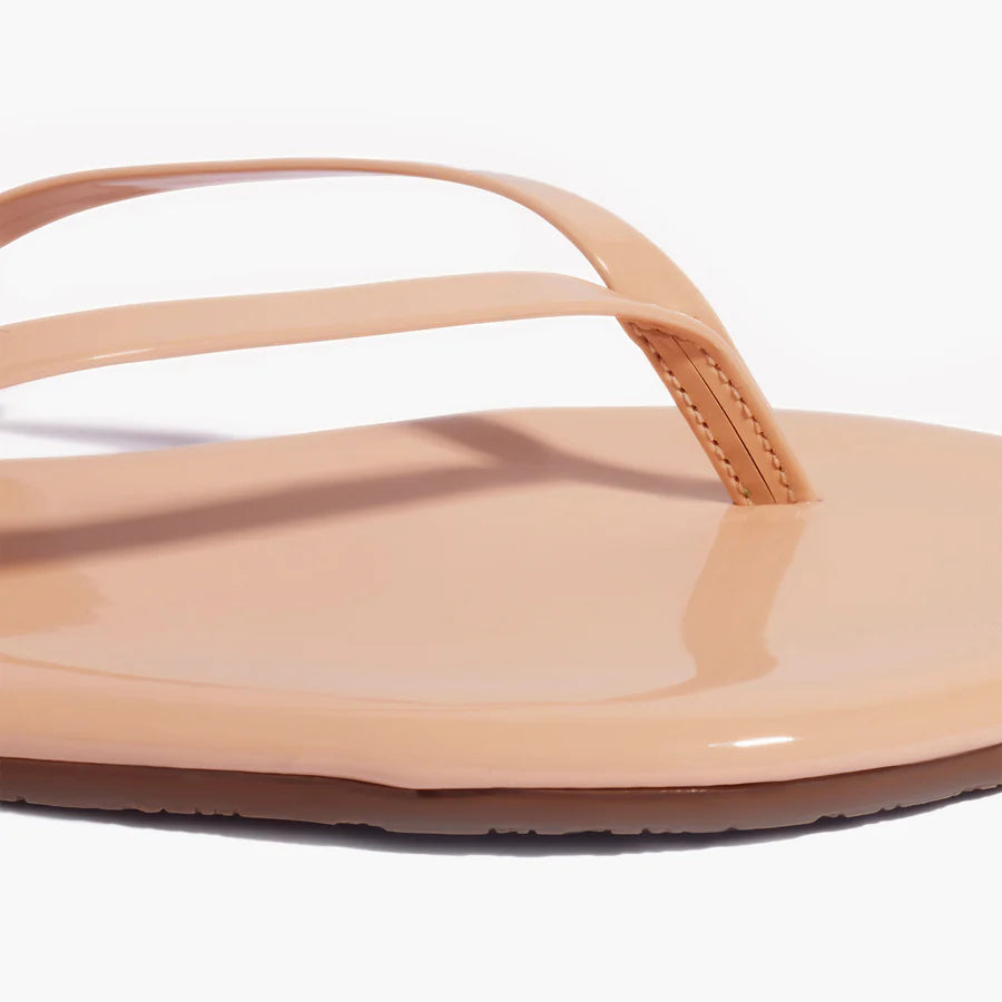 Tkees | Foundations Gloss | sunkissed | Close | Vagabond | Apparel | Boutique