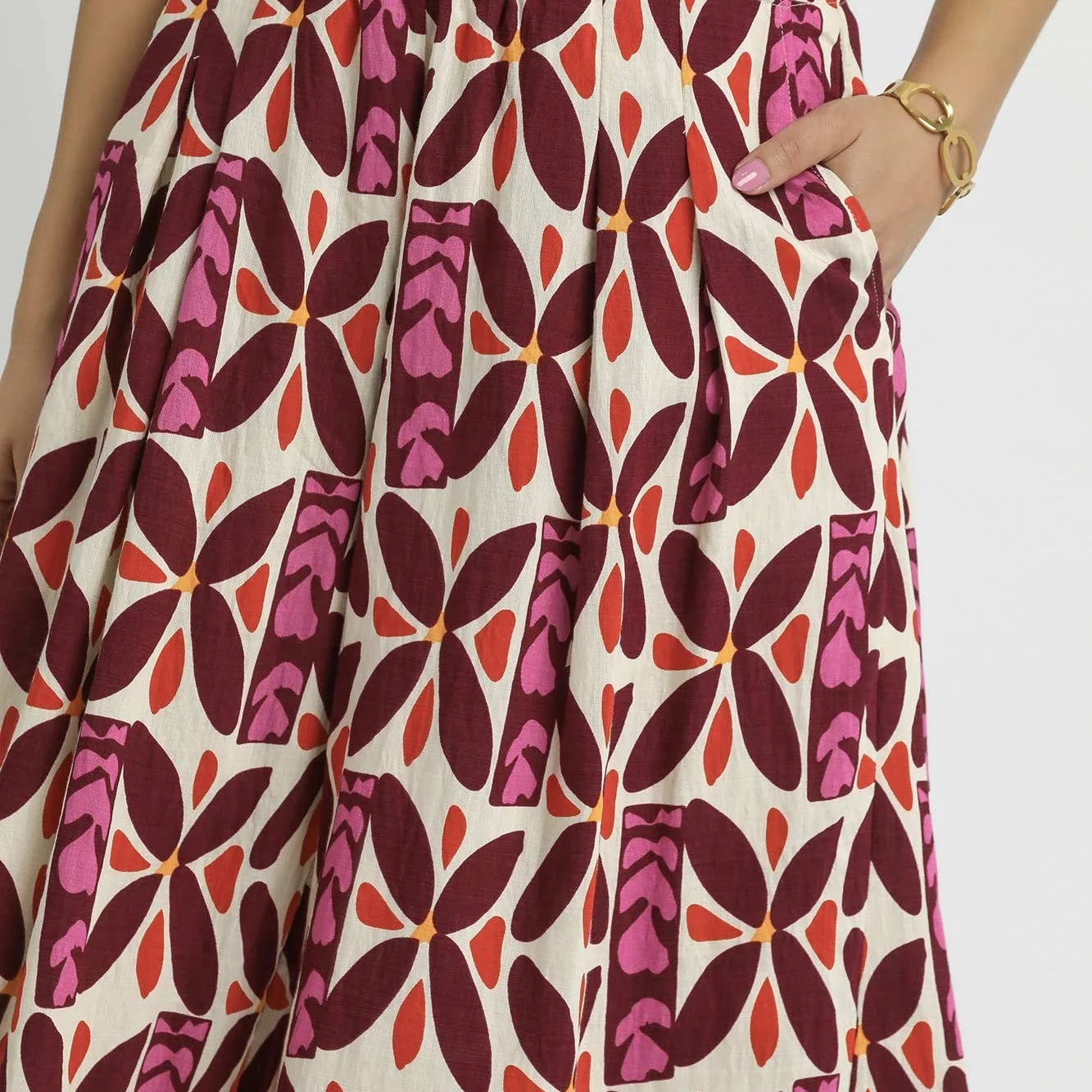 Umgee | Geo Print Pants | Burgundy | Close | Vagabond | Apparel | Boutique