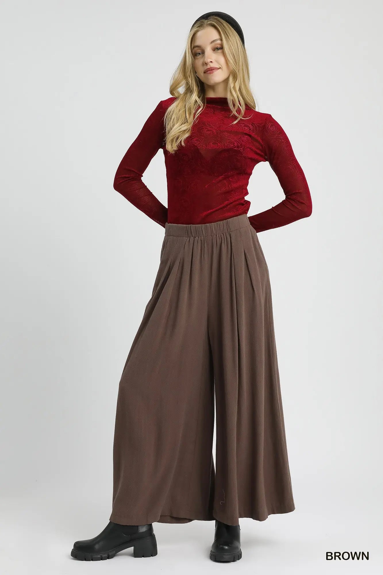 Umgee | Linen High-Waisted Wide Leg Palazzo Pants | Model | Vagabond | Apparel | Boutique