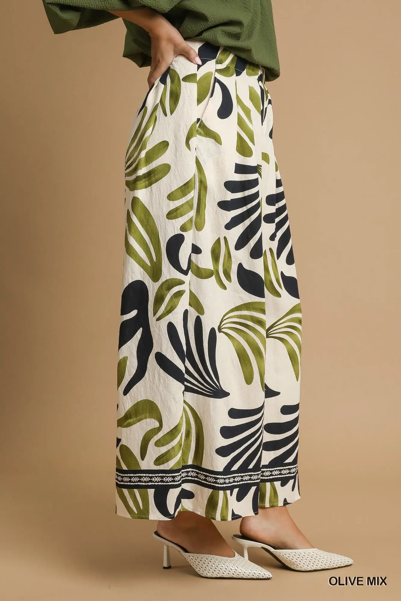 Umgee | Mix Tropical Leaf Print Wide Leg Pants | Side | Vagabond | Apparel | Boutique