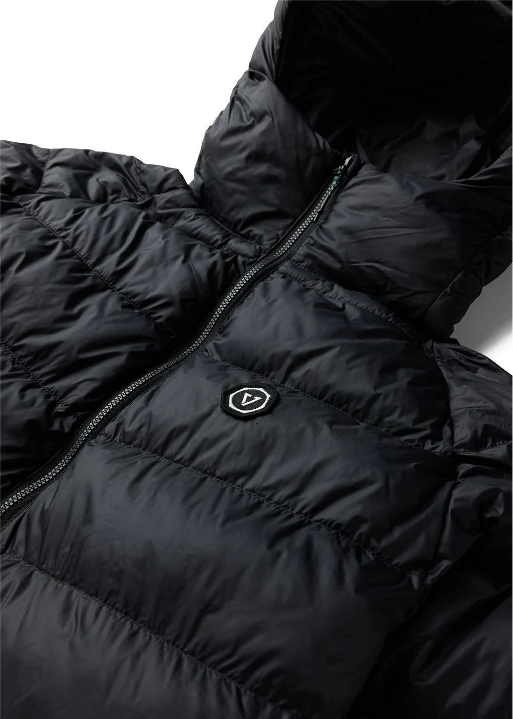 Vissla Boy | Packable Eco Puff Jacket | Black | Close | Vagabond | Apparel | Boutique