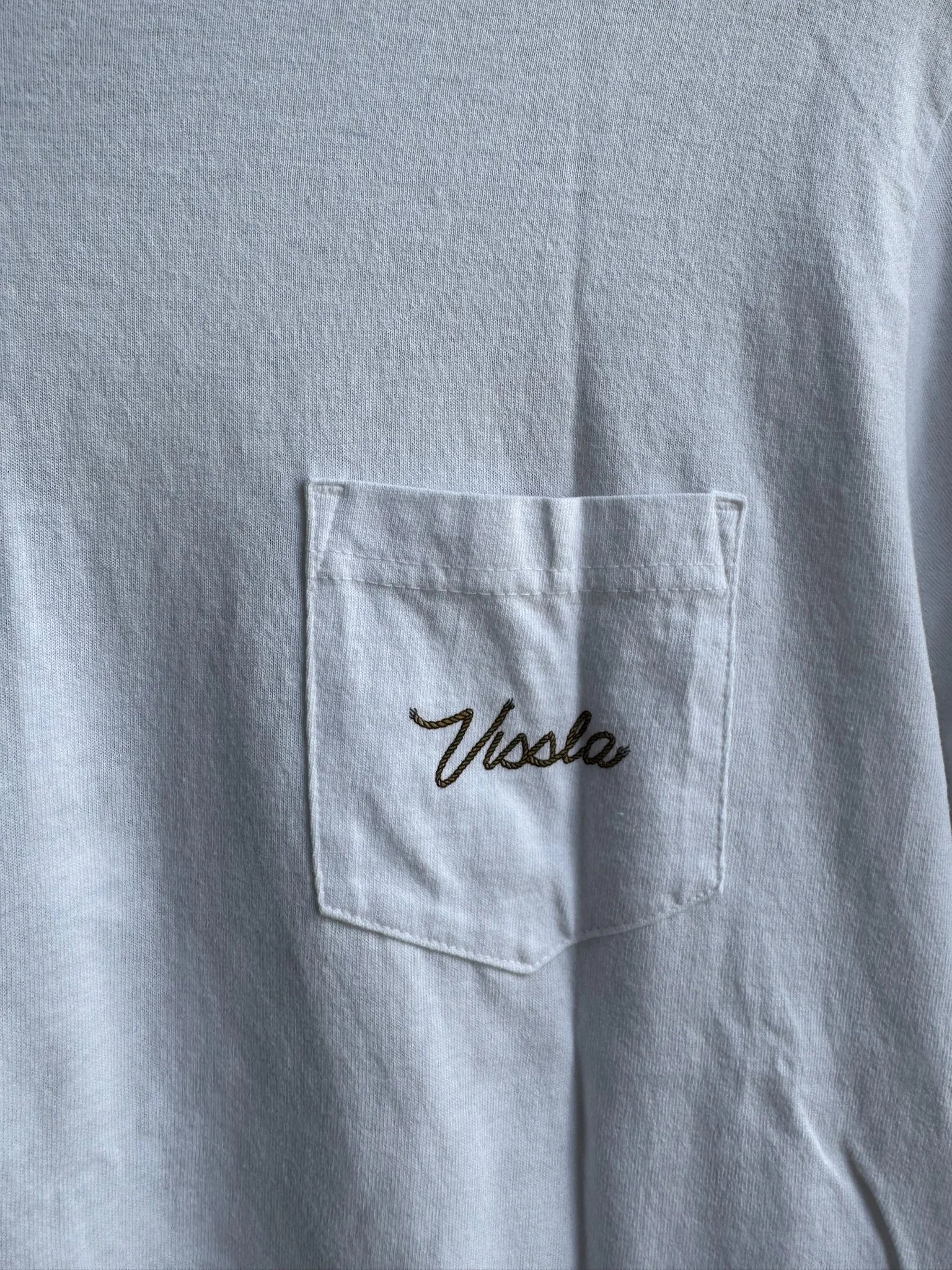 Vissla | Baja West SS Pocket Tee | Close | Vagabond | Apparel | Boutique