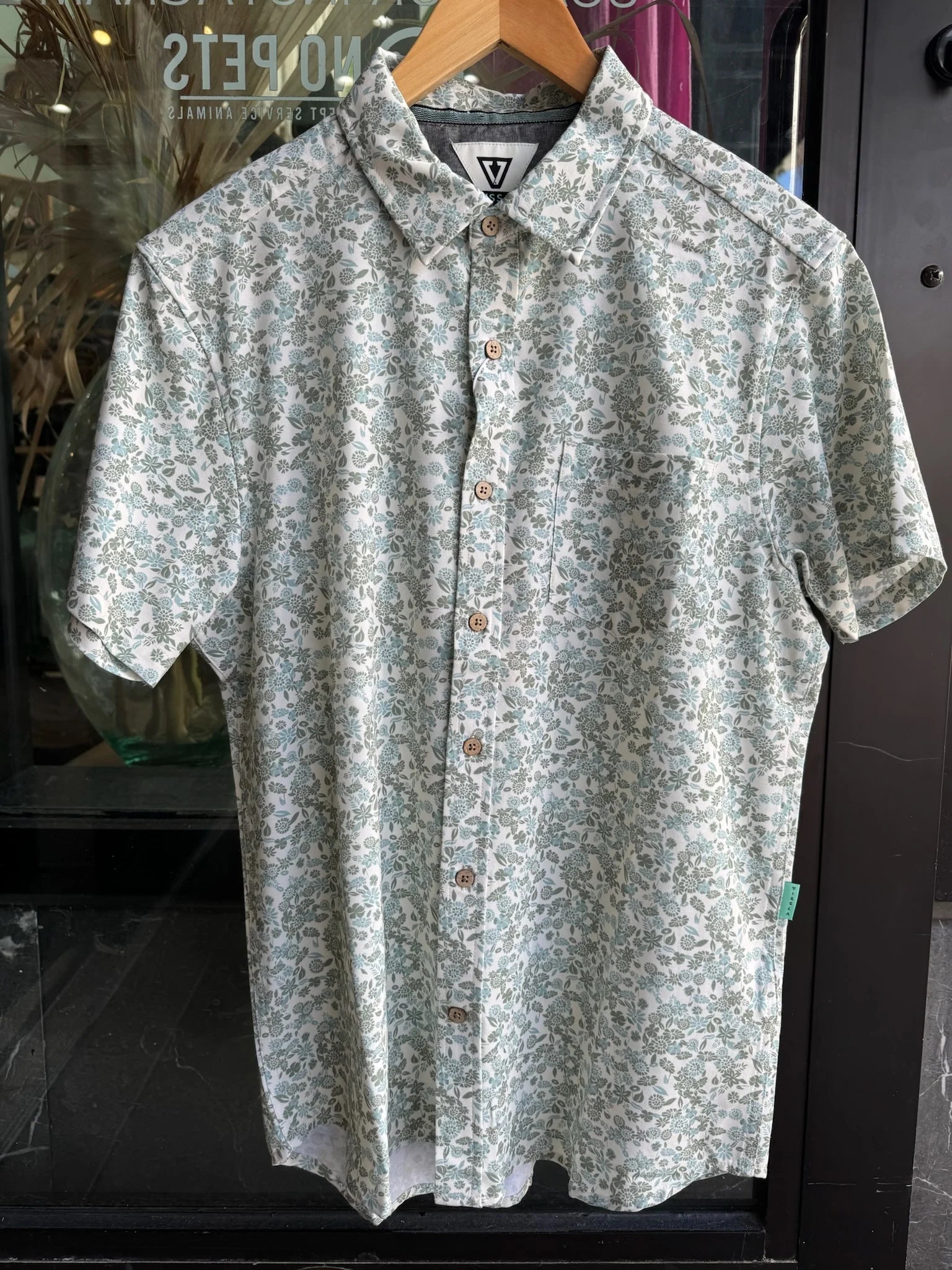 Vissla | Sun Garden Eco SS Shirt | Front | Vagabond | Apparel | Boutique