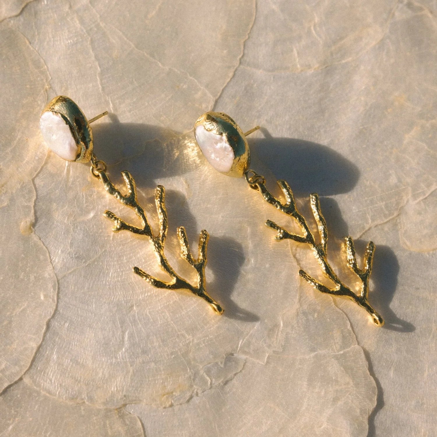 Voyage | Coral Earrings | Stock | Vagabond | Apparel | Boutique