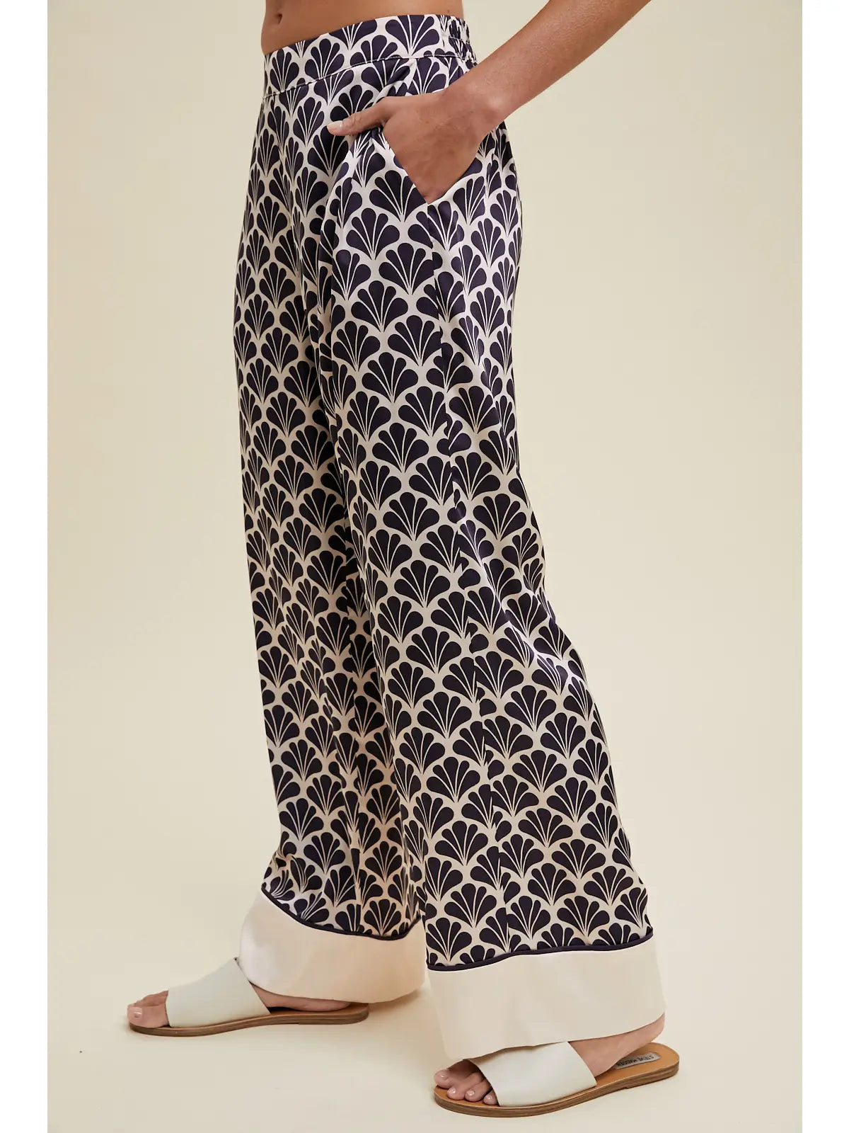 Wishlist | Lux Pant | Side | Vagabond | Apparel | Boutique