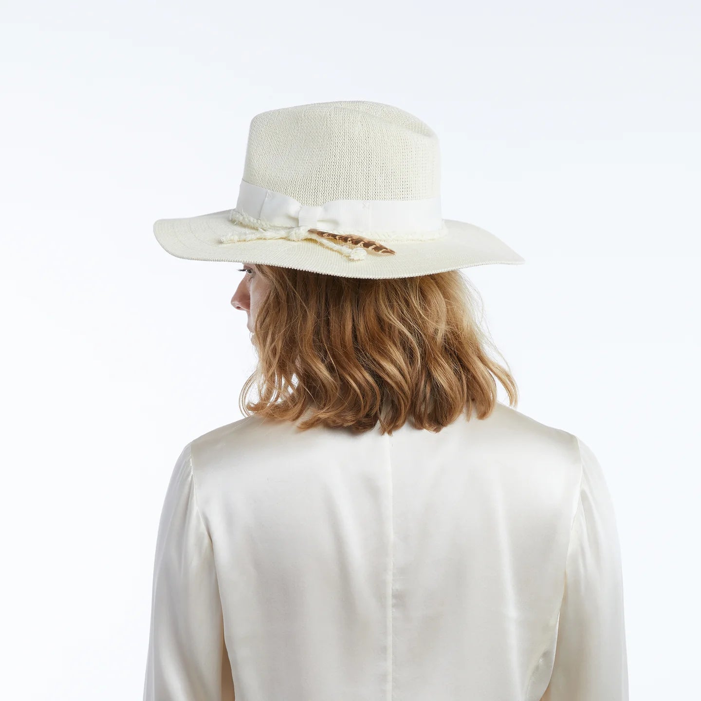 Wyeth | Roma | Ivory | Model | Back | Vagabond | Apparel | Boutique