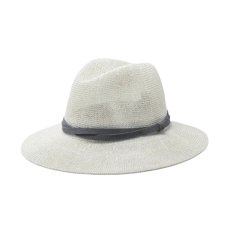 Wyeth | Sedona | Light Grey | Model | Vagabond | Apparel | Boutique
