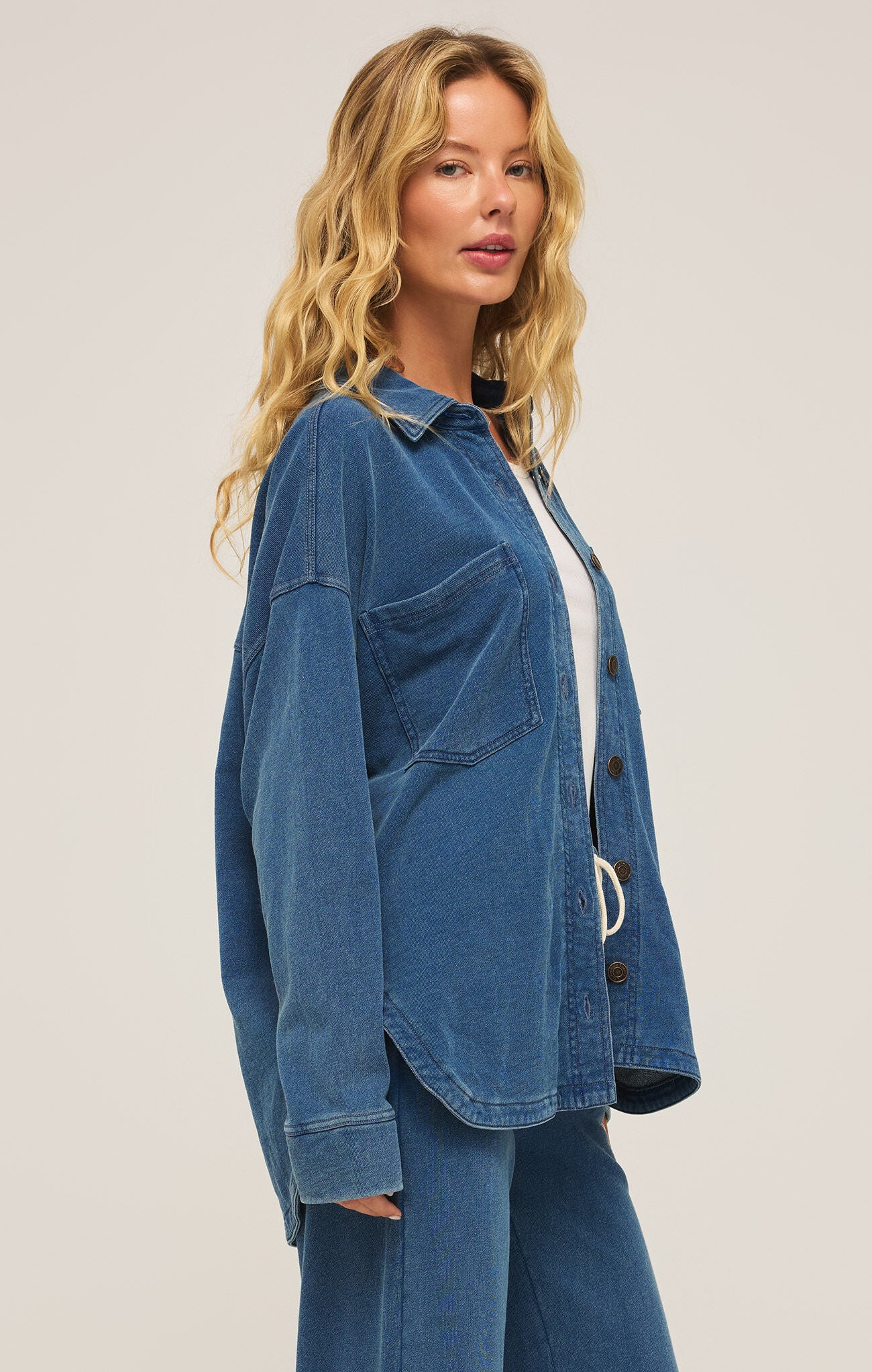 Z Supply All Day Knit Denim Jacket | Vintage Indigo | Side | Vagabond Apparel Boutique