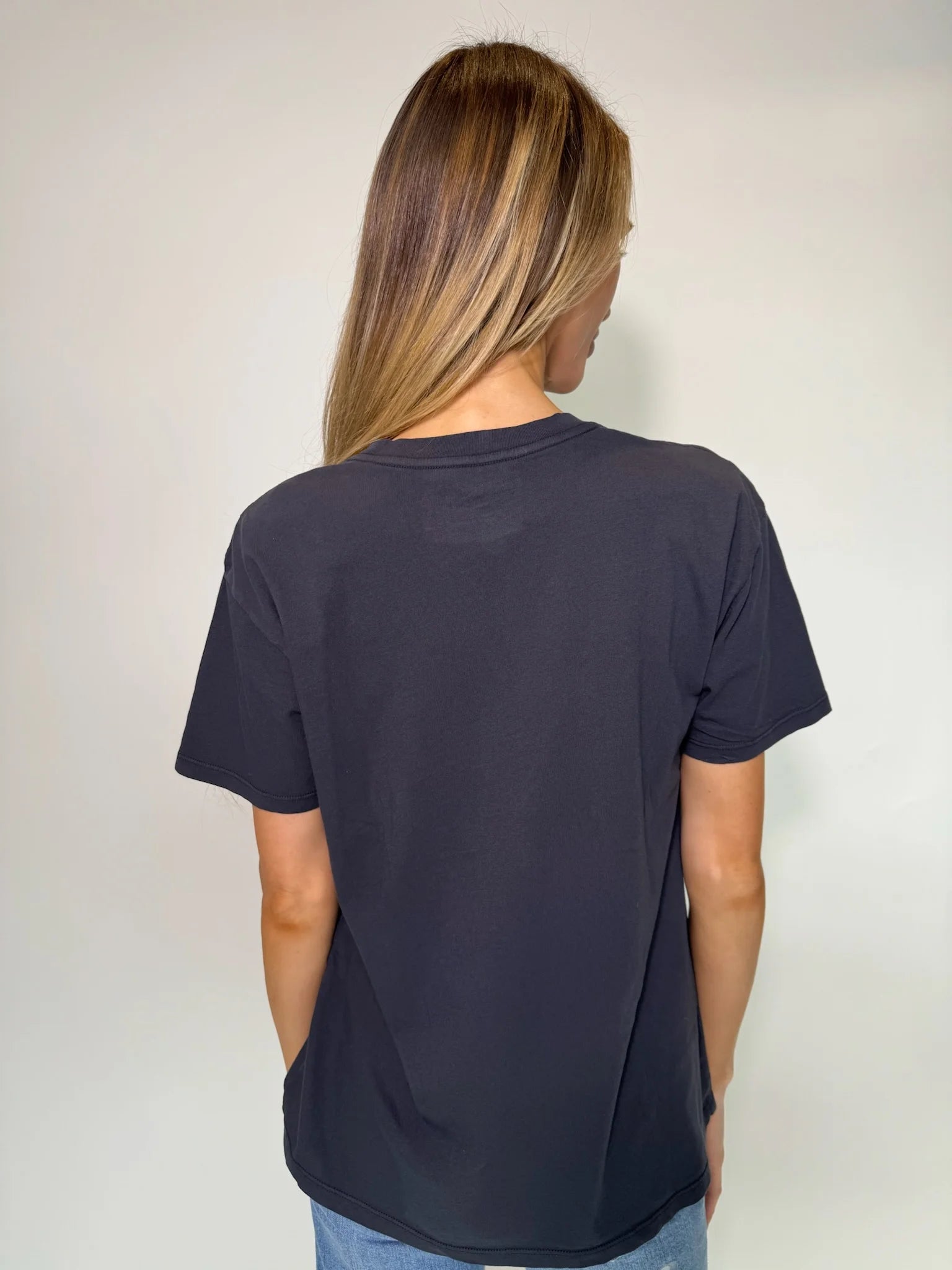 Z Supply | Mistletoe Boyfriend Tee | Back | Vagabond | Apparel | Boutique