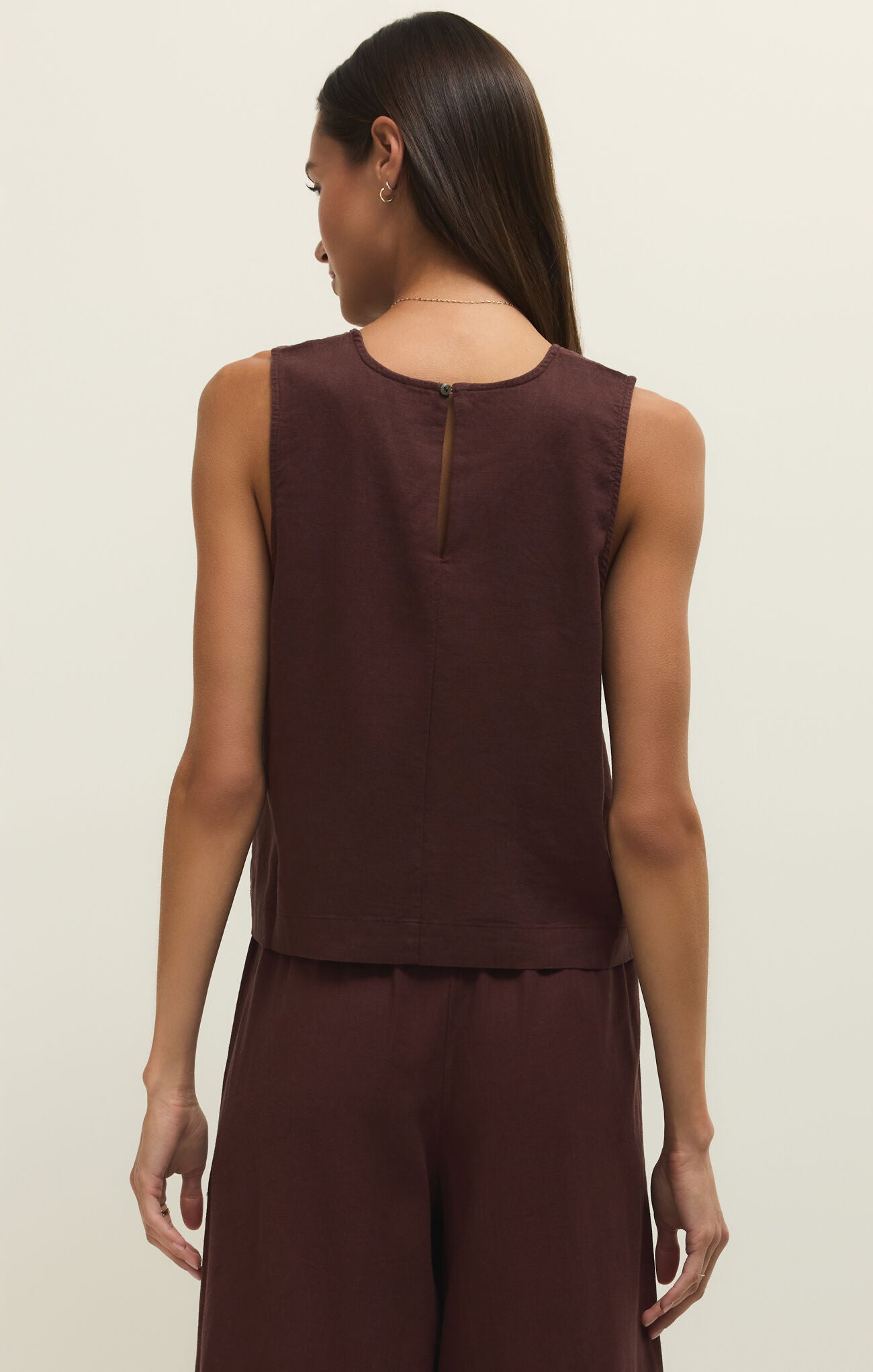 Z Supply | Sloane Linen Top | Chocolate | Back | Vagabond | Apparel | Boutique