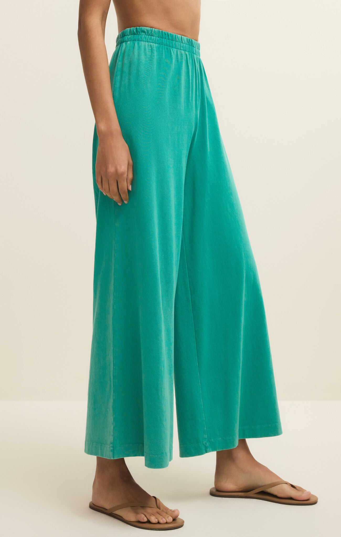 Z Supply | Scout Jersey Crop Flare Pant | La Palma | Side | Vagabond | Apparel | Boutique