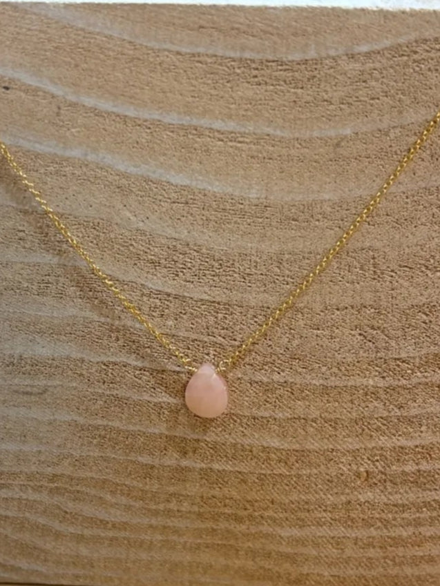 Bara Boheme | Kid | Tiny Teardrop Necklace | Pink | Vagabond | Apparel | Boutique