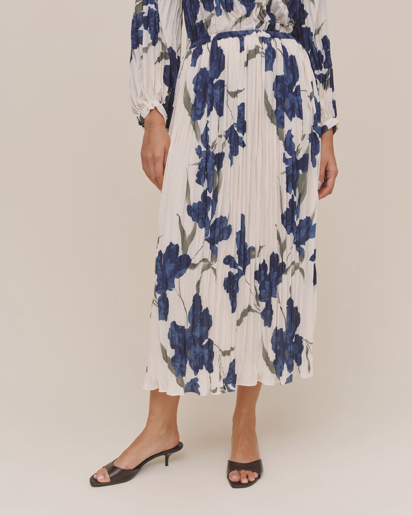 Bella Dahl | Pleated Maxi Skirt | Vagabond | Apparel | Boutique