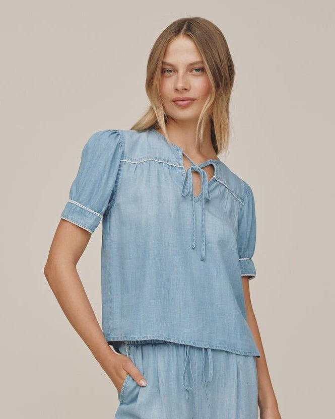 Bella Dahl |Short Sleeve Pullover W/Trim | Vagabond | Apparel | Boutique