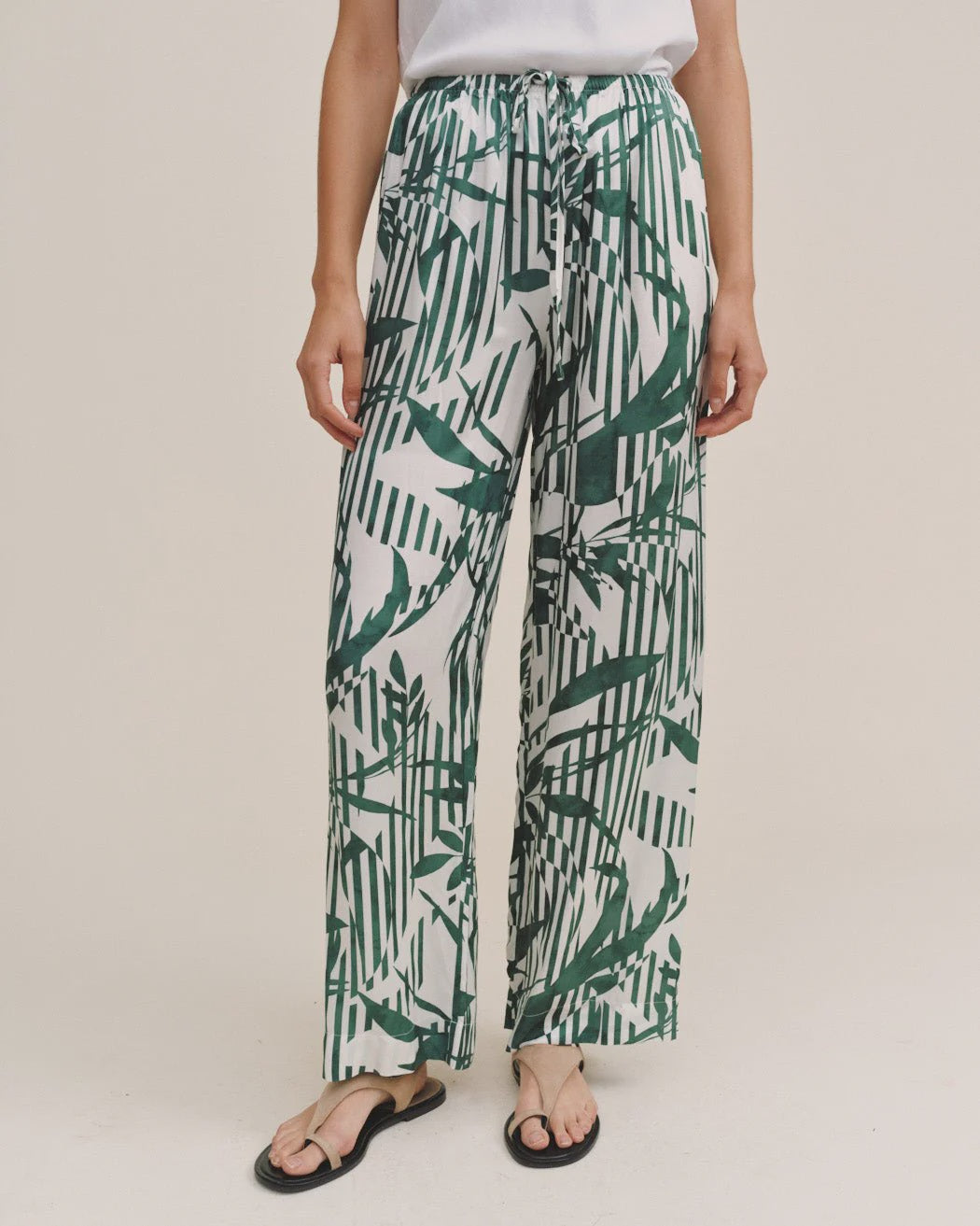 Bella Dahl | Wide Leg Pant With Wide Hem | Vagabond | Apparel | Boutique
