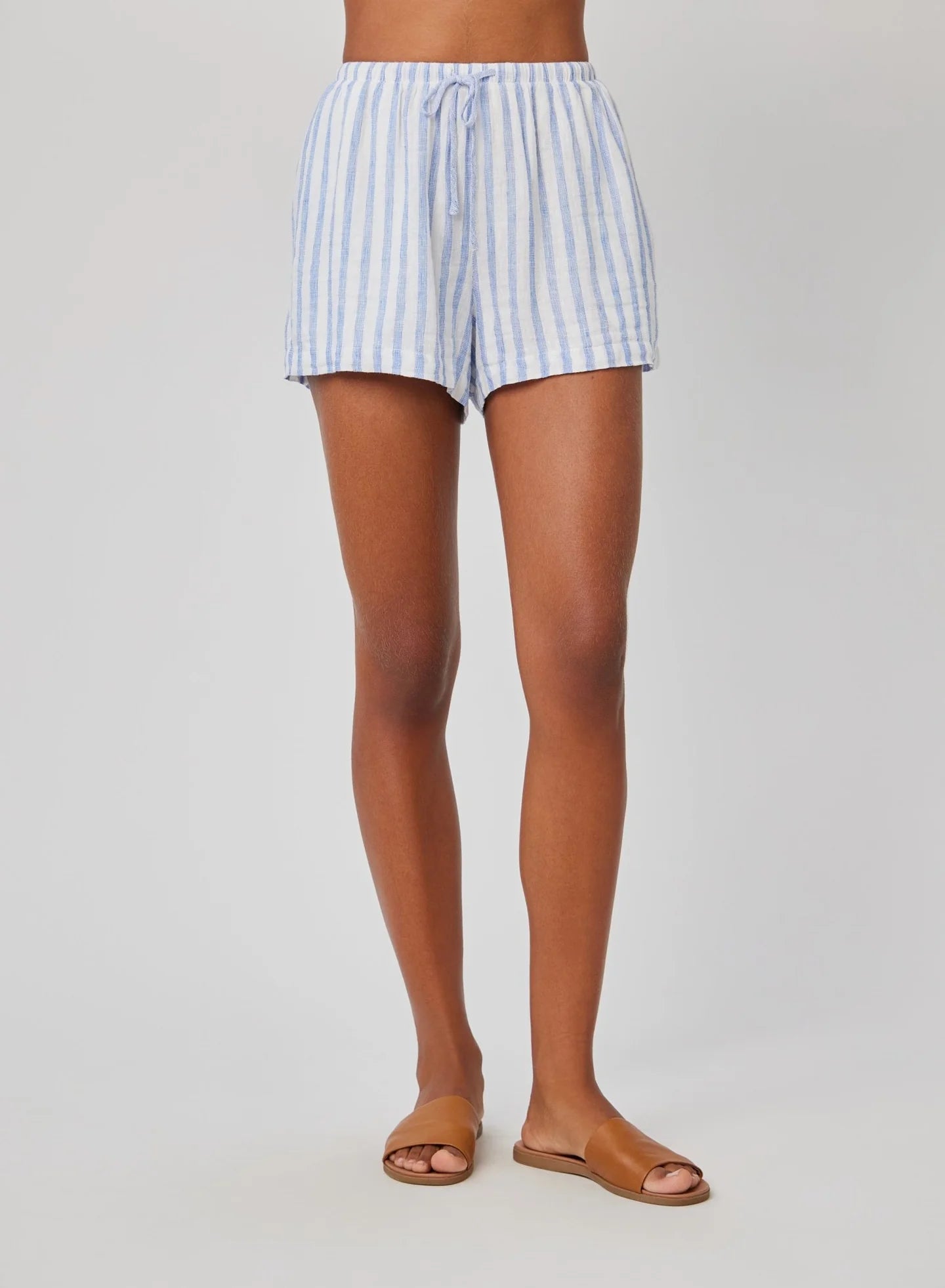 Bella Dahl Contrast Tie Flowy Short | Vagabond Apparel Boutique