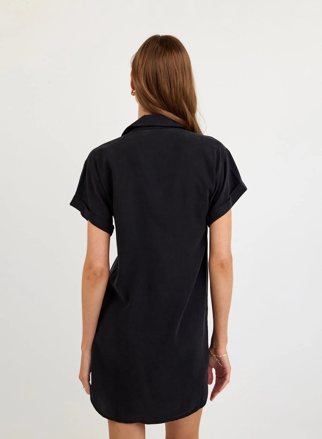 Bella Dahl | Roll Sleeve Pocket Shirt Dress | Back | Vagabond | Apparel | Boutique