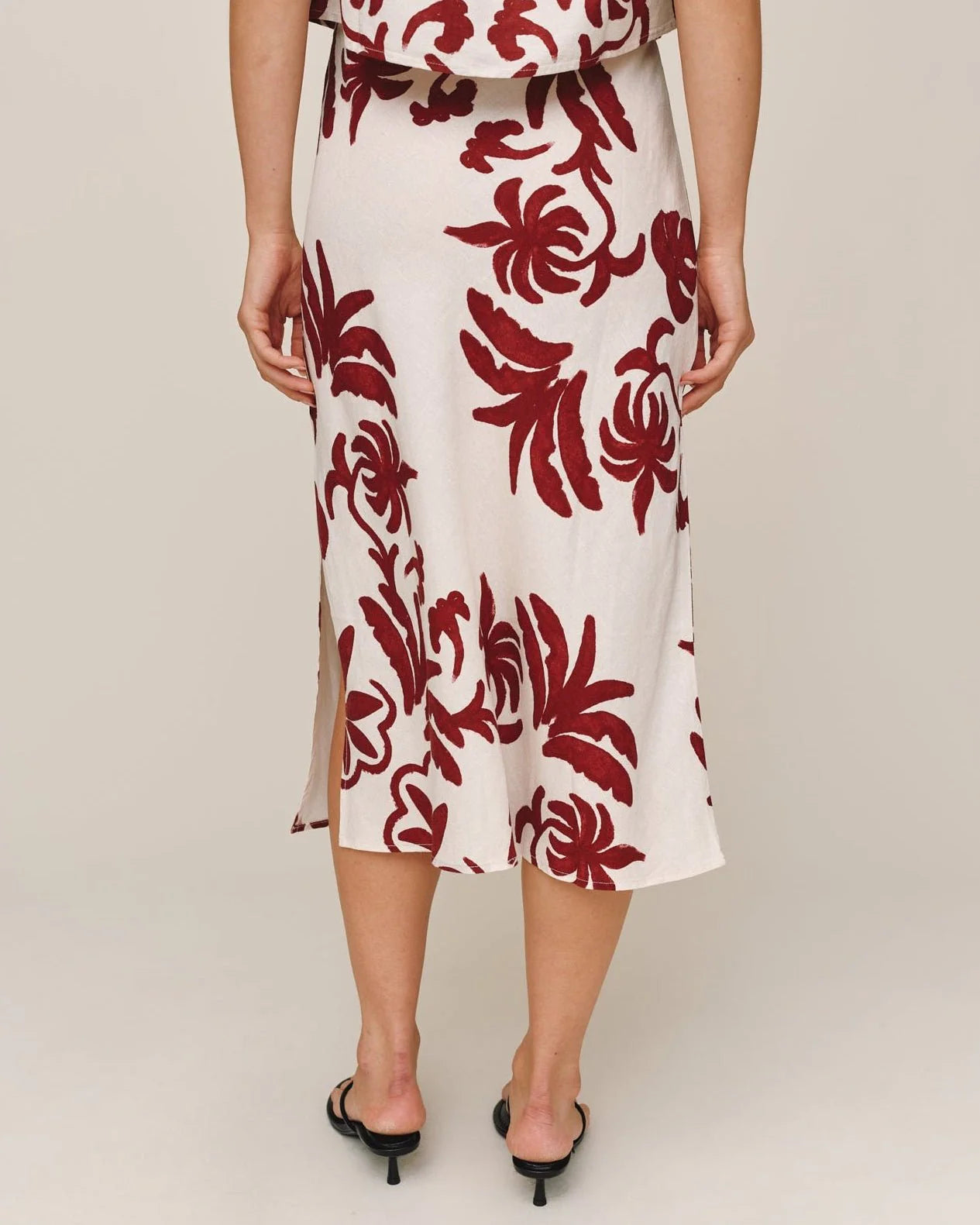 Bella Dahl | Bias Side Slit Skirt | Vagabond | Apparel | Boutique