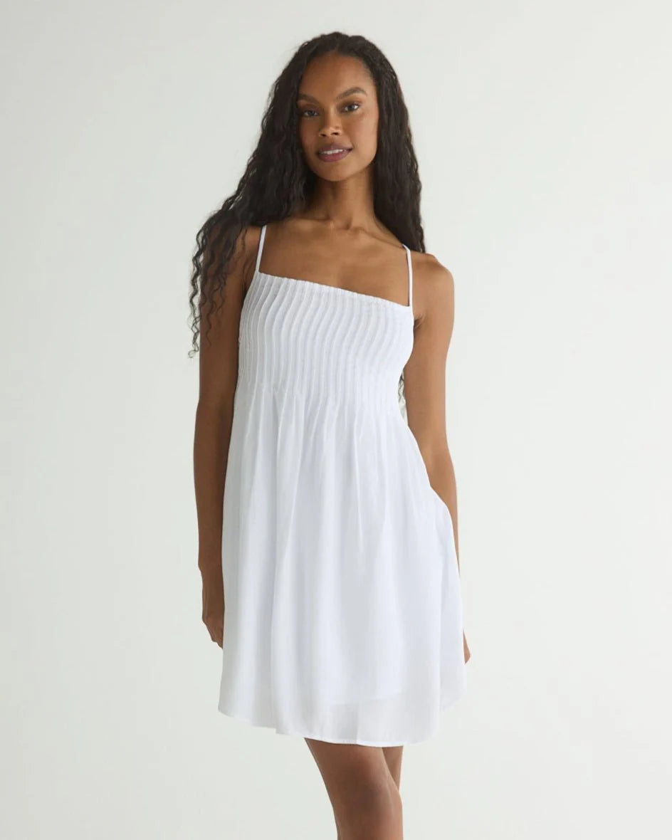 Bella Dahl | Flowy Pintuck Dress | White | Vagabond | Apparel | Boutique