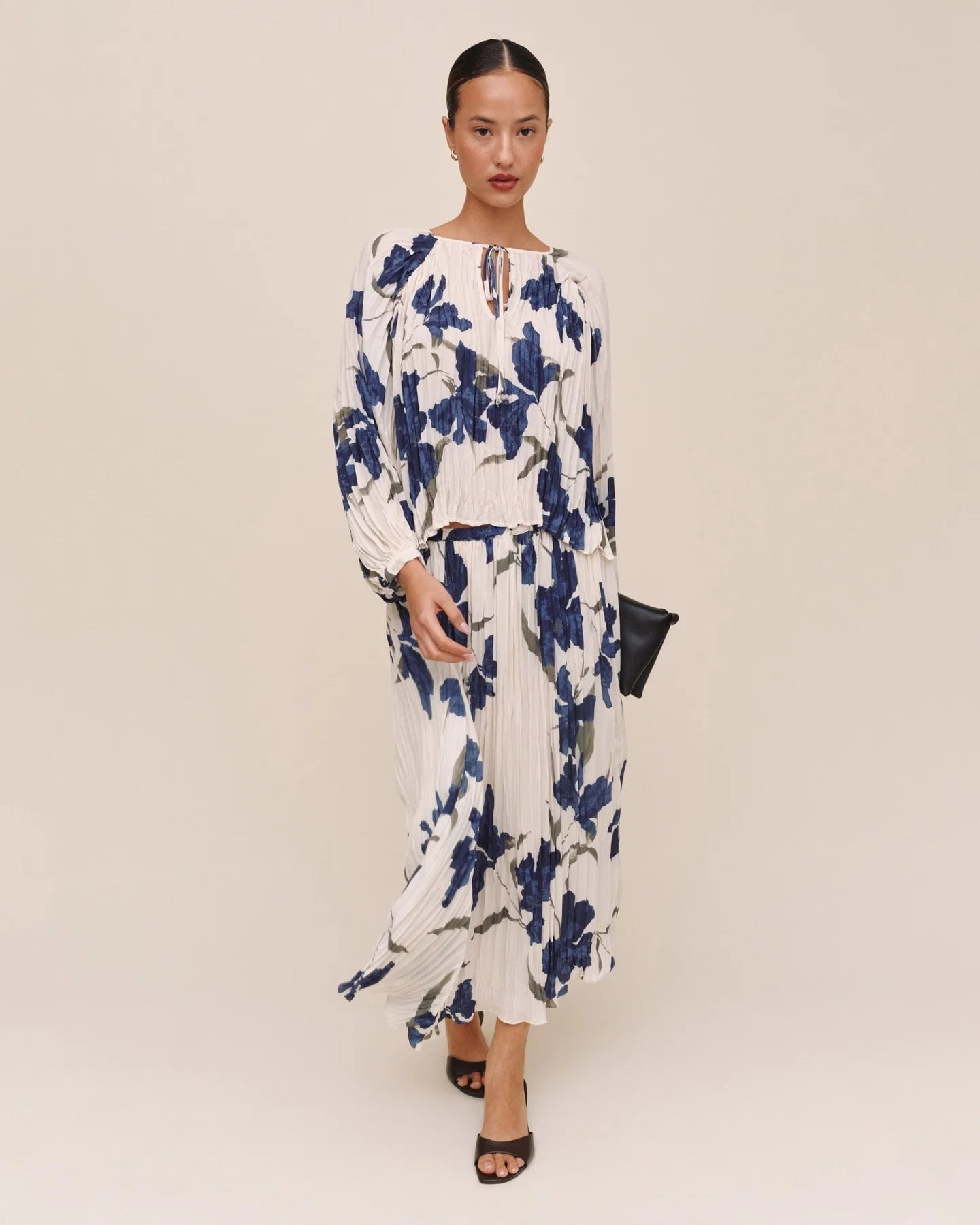 Bella Dahl | Pleated Tie Front Top | Vagabond | Apparel | Boutique