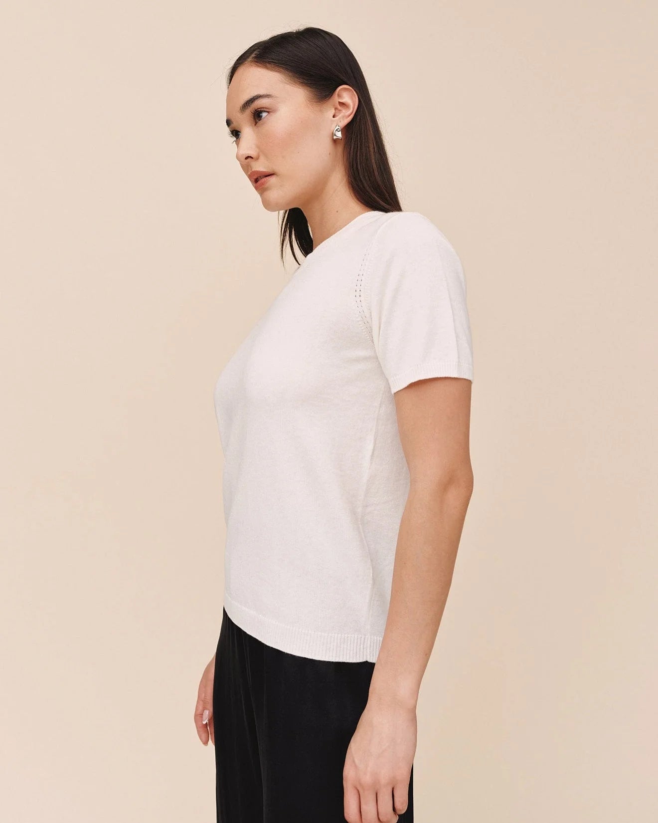 Bella Dahl | Short Sleeve Crew Neck Knit Top | Vagabond | Apparel | Boutique