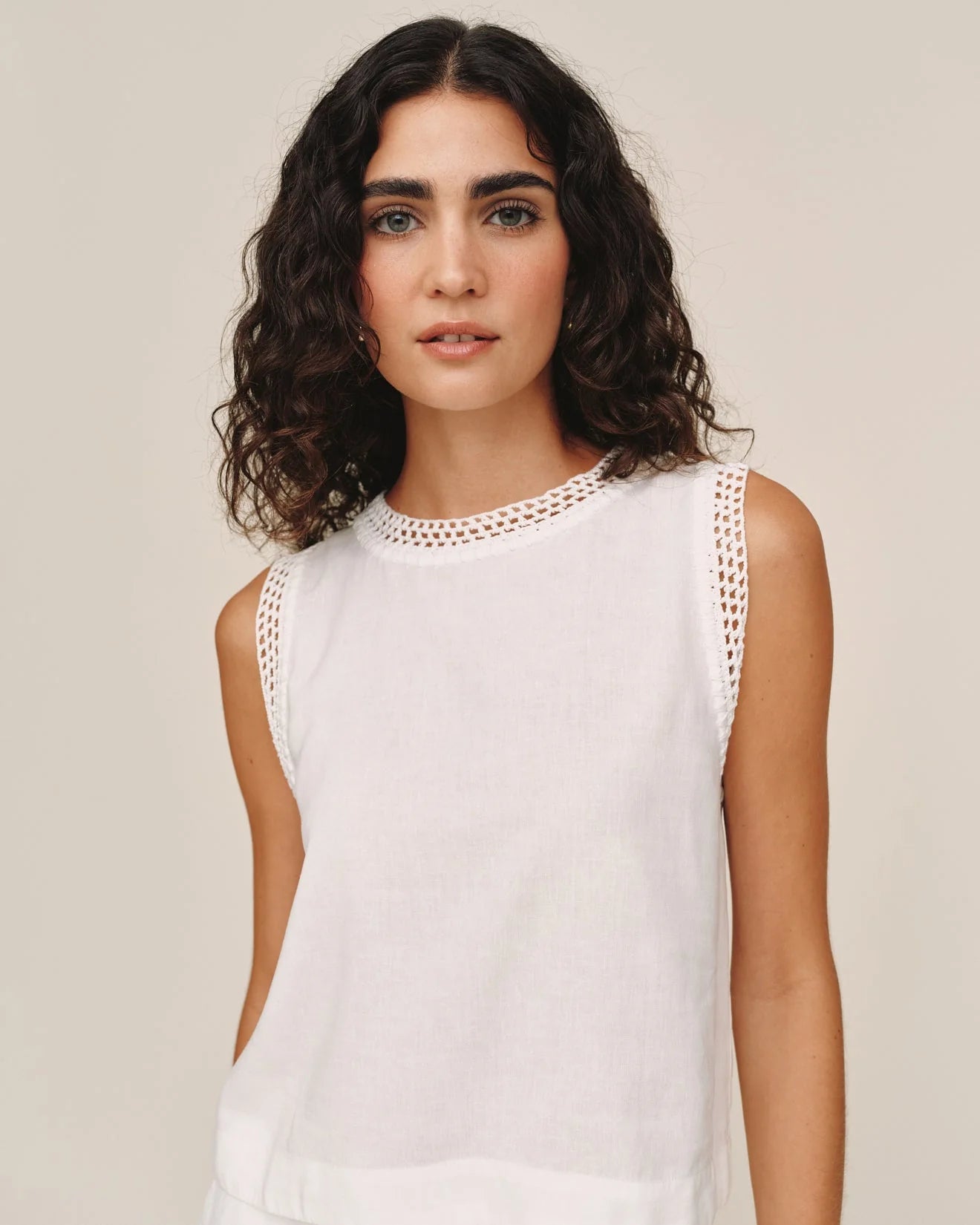 Bella Dahl Sleeveless Crochet Edge Top