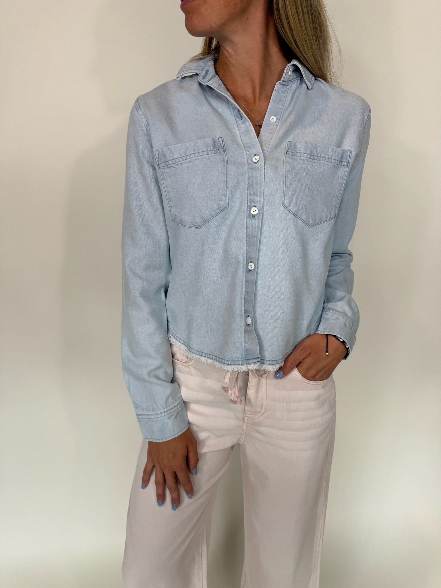 Bella Dahl | Two Pocket Fray Hem Shirt | Front | Side | Vagabond | Apparel | Boutique