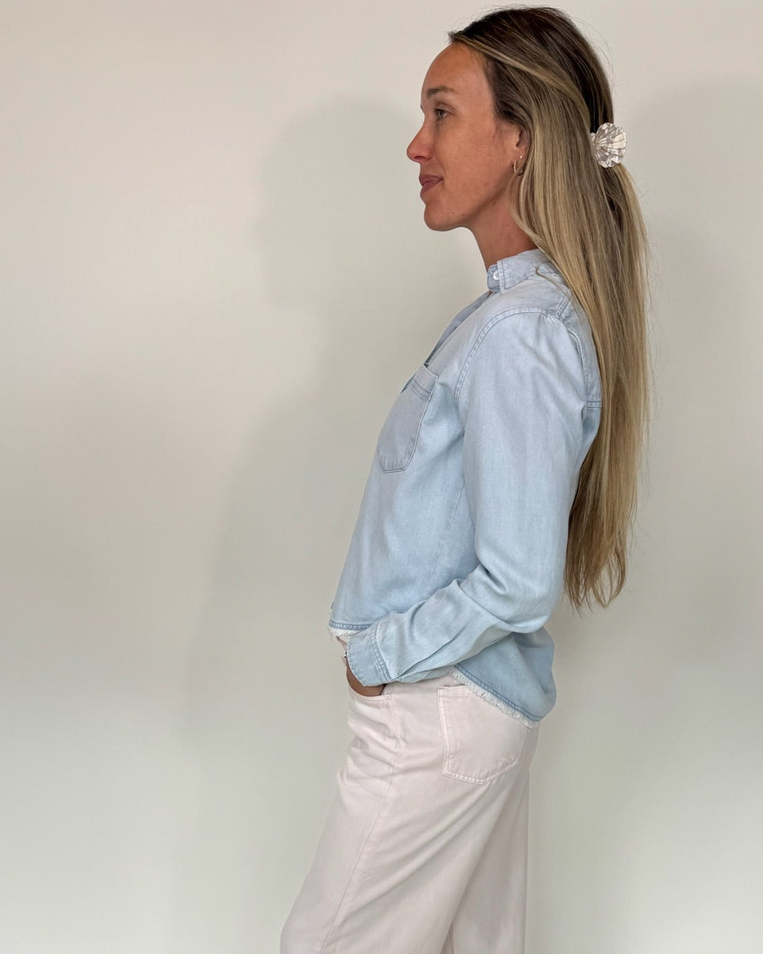 Bella Dahl | Two Pocket Fray Hem Shirt | Side | Vagabond | Apparel | Boutique