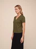 Bella Dahl | V-Neck Tee | Vagabond | Apparel | Boutique
