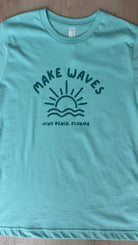 Benny & Ray | Make Waves Juno Beach Tee | Close | Vagabond | Apparel | Boutique