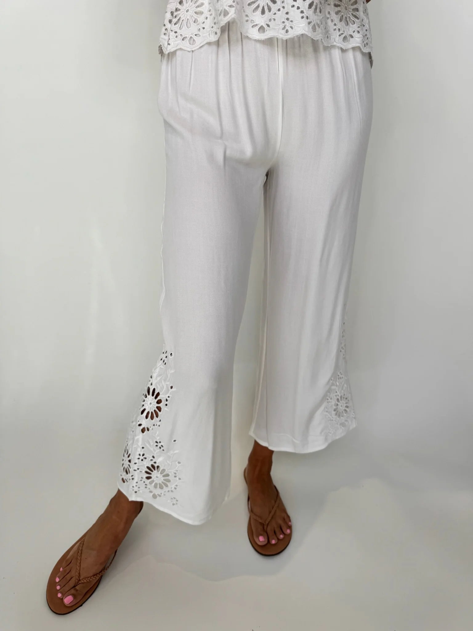 Bobi | Eyelet |  Pant | Vagabond | Apparel | Boutique
