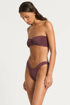 Bond-eye | Sign Brief Amarena | Side | Vagabond | Apparel | Boutique