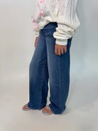 DL1961 | Girl Nini Wide Leg Low Rise Jean | Model | Side | Vagabond | Apparel | Boutique