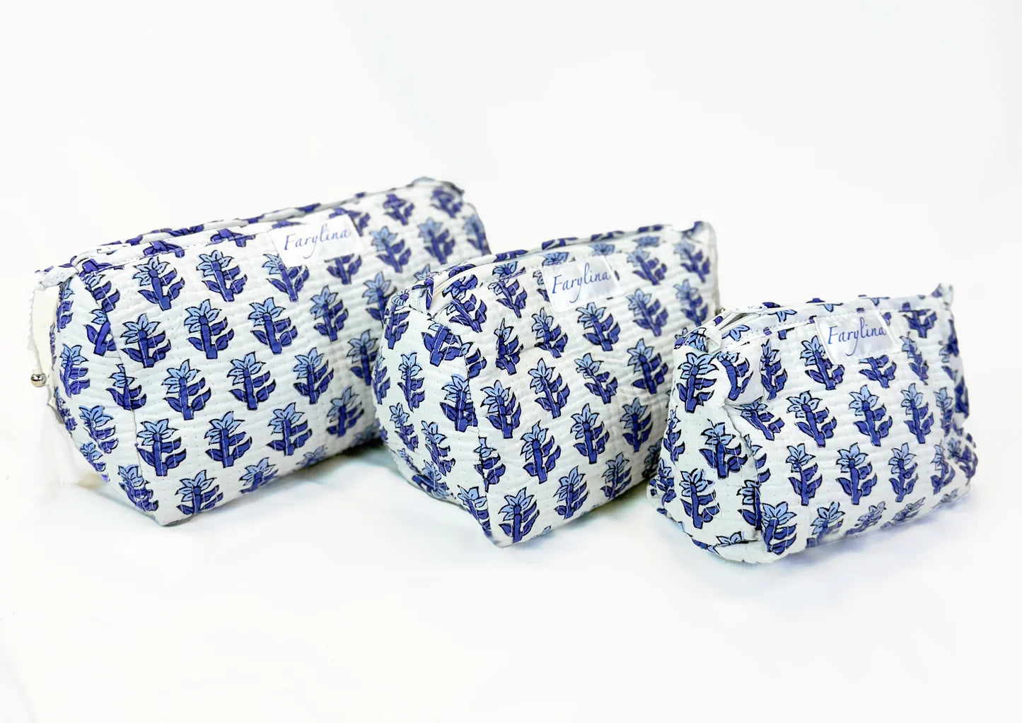 Farylina | Toiletry Set | Navy Flower | Vagabond | Apparel | Boutique